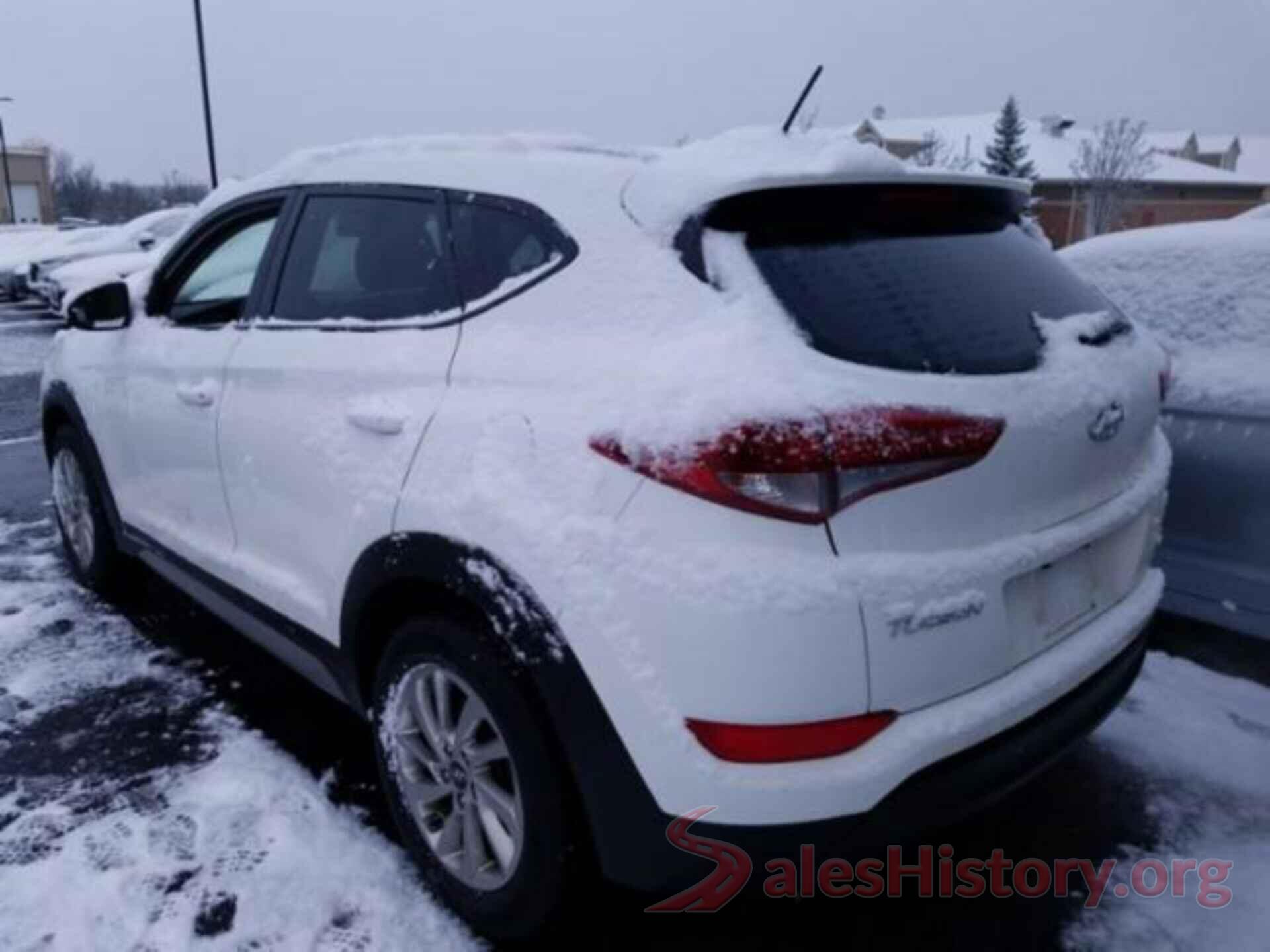 KM8J33A44HU584613 2017 HYUNDAI TUCSON