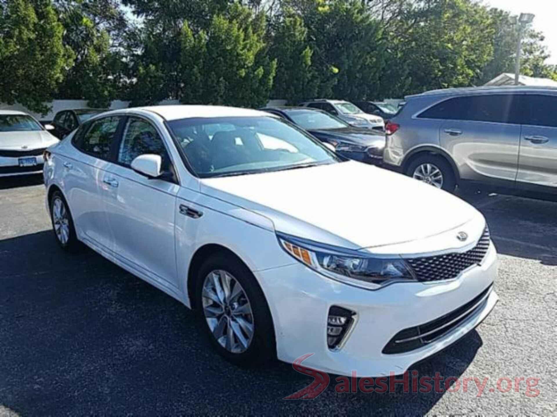 5XXGT4L33JG231770 2018 KIA OPTIMA