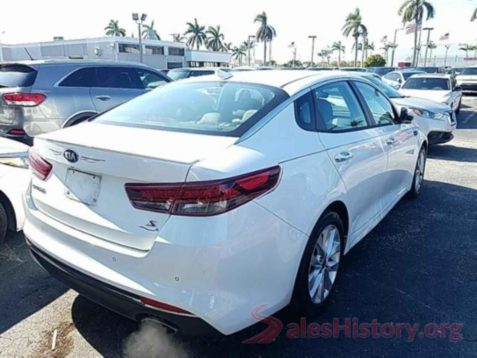 5XXGT4L33JG231770 2018 KIA OPTIMA