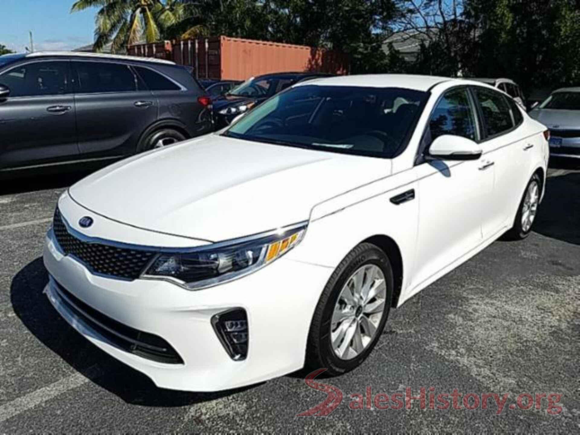 5XXGT4L33JG231770 2018 KIA OPTIMA