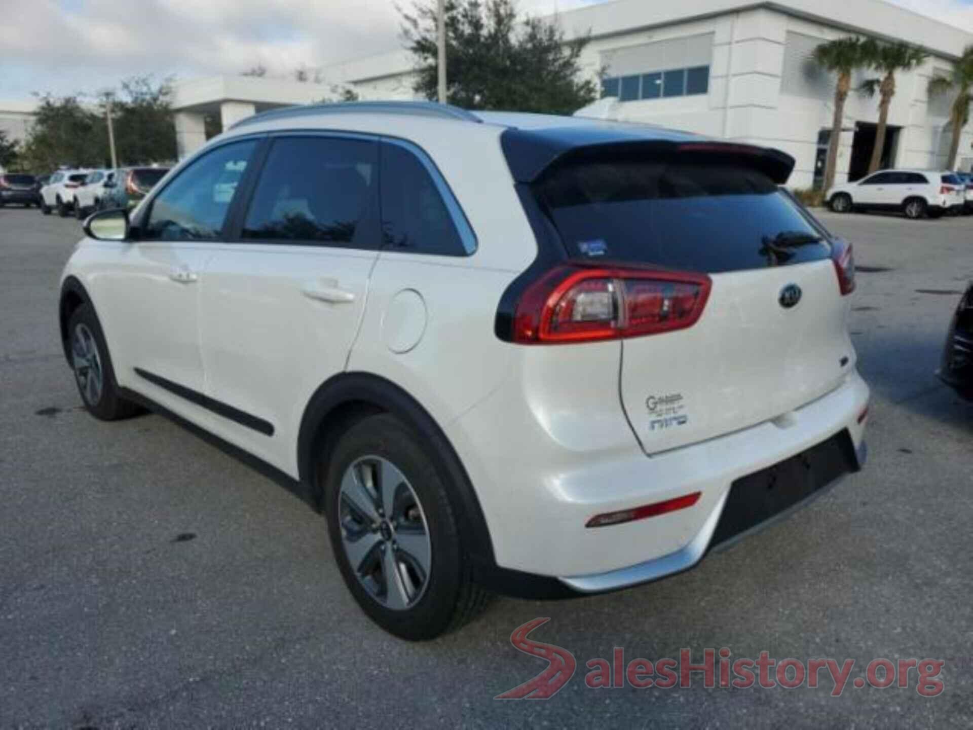 KNDCB3LCXK5250902 2019 KIA NIRO