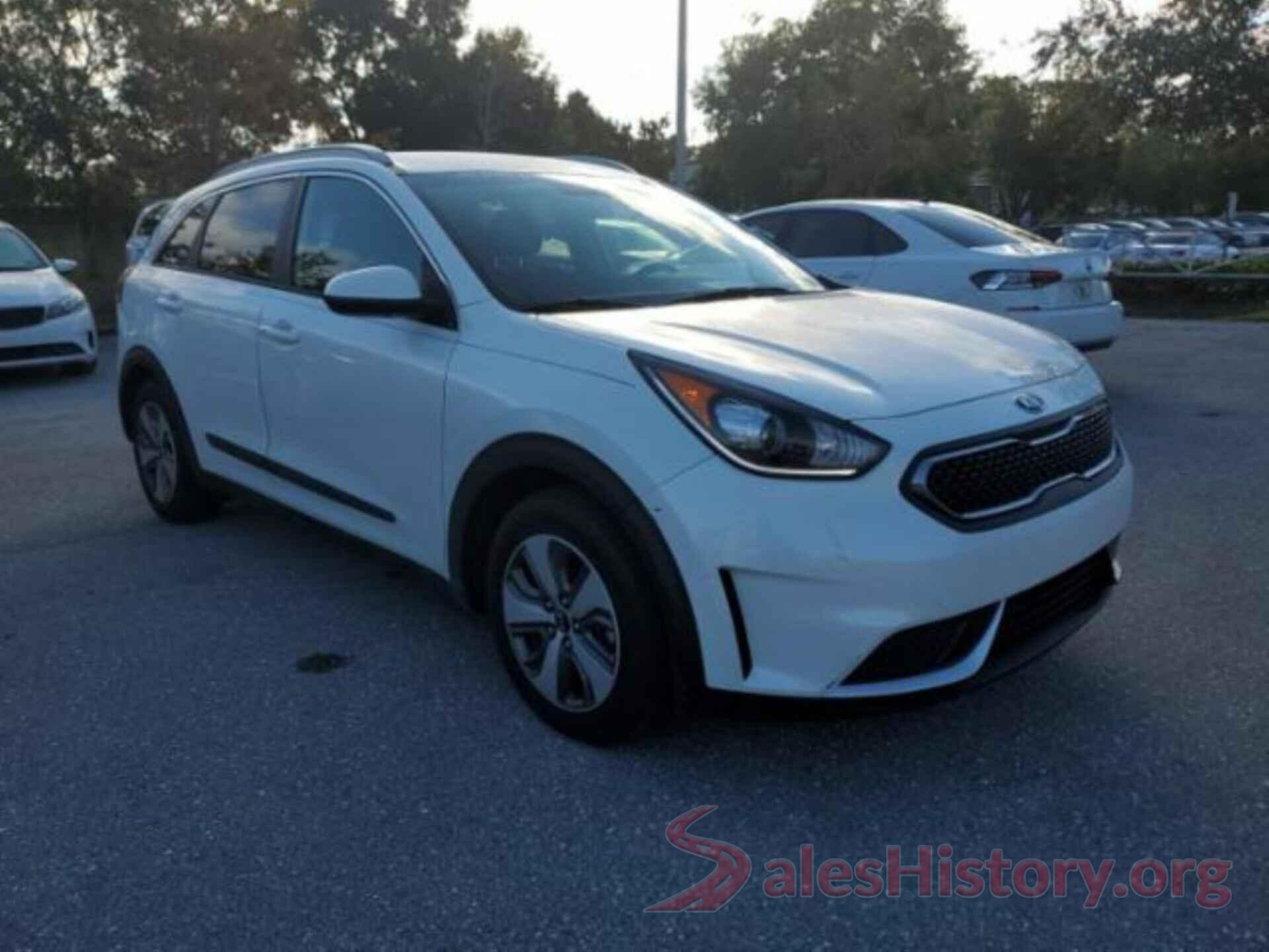 KNDCB3LCXK5250902 2019 KIA NIRO