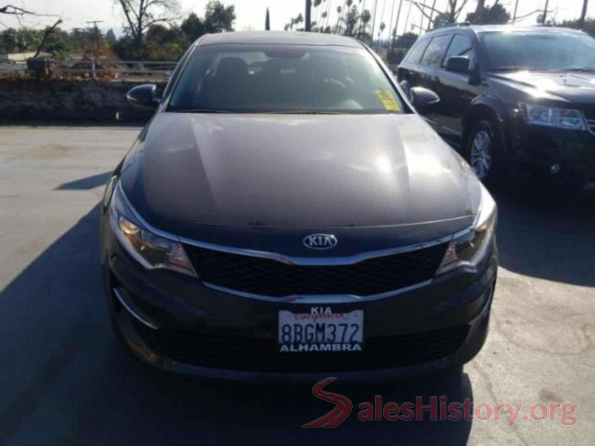 KNAGT4L37J5213645 2018 KIA OPTIMA