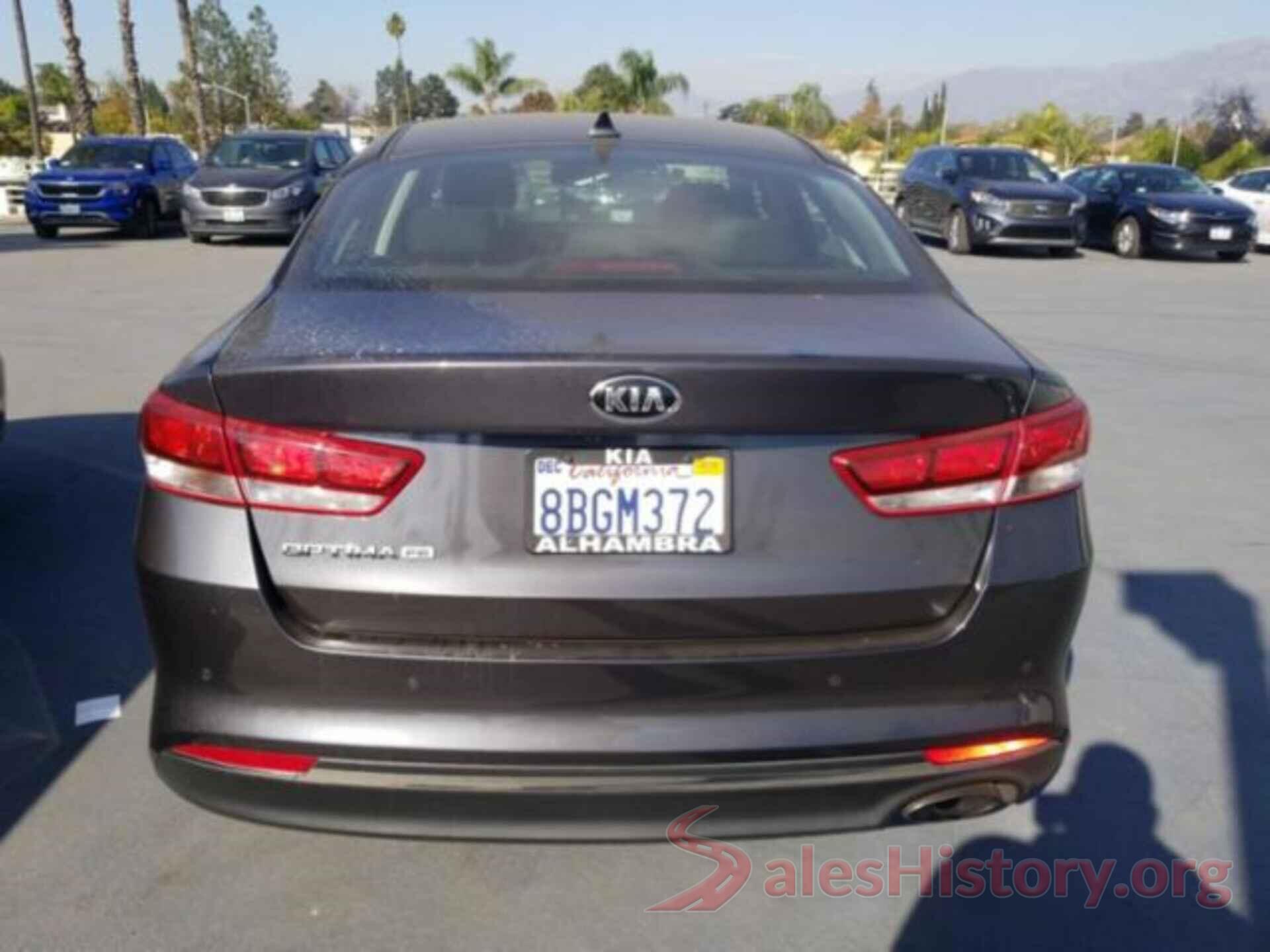 KNAGT4L37J5213645 2018 KIA OPTIMA