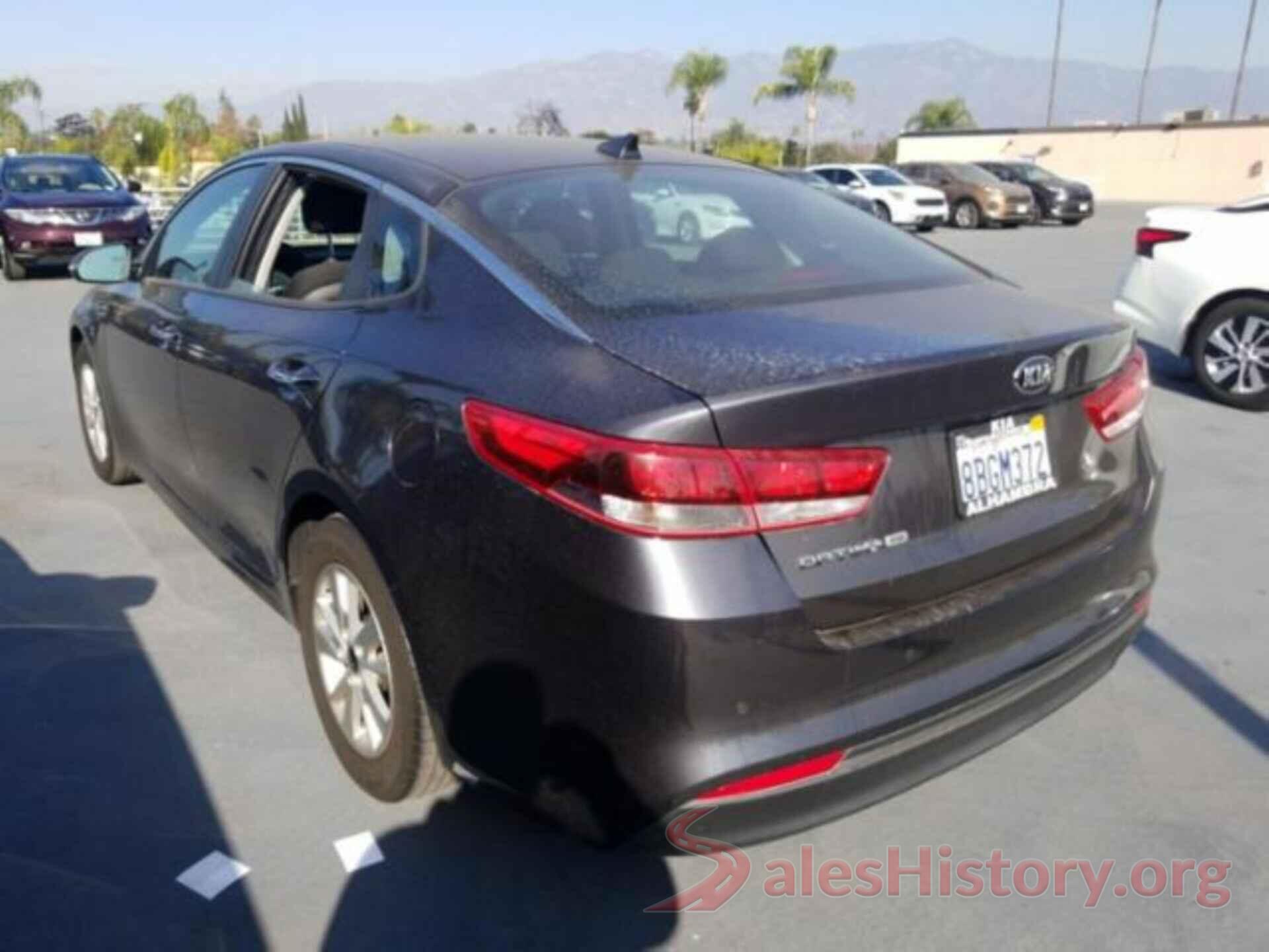 KNAGT4L37J5213645 2018 KIA OPTIMA