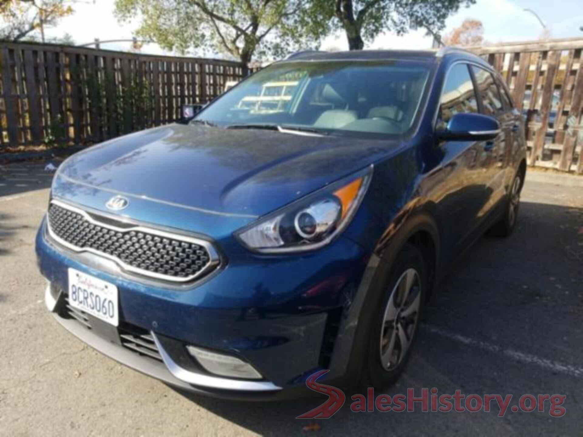 KNDCE3LC2J5133191 2018 KIA NIRO