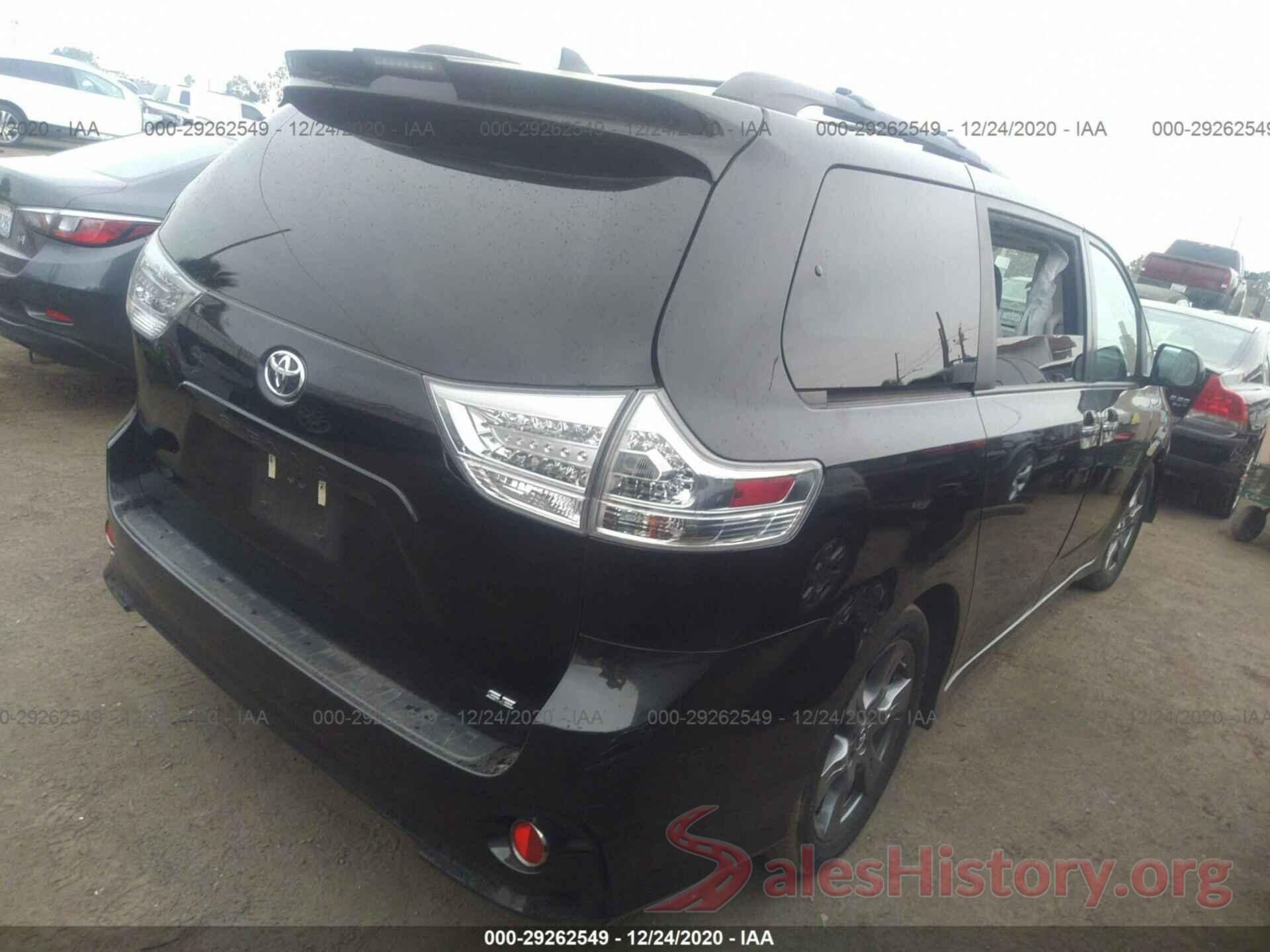 5TDXZ3DC2JS941071 2018 TOYOTA SIENNA