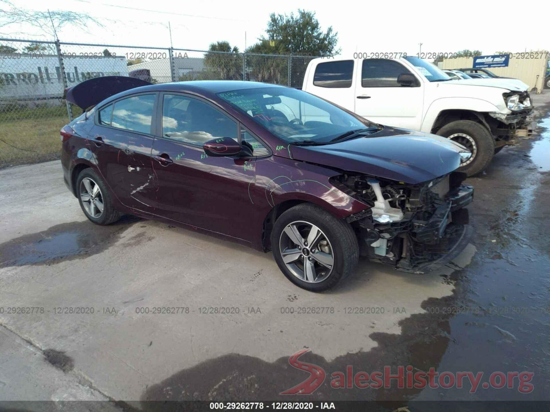 3KPFL4A77JE250803 2018 KIA FORTE