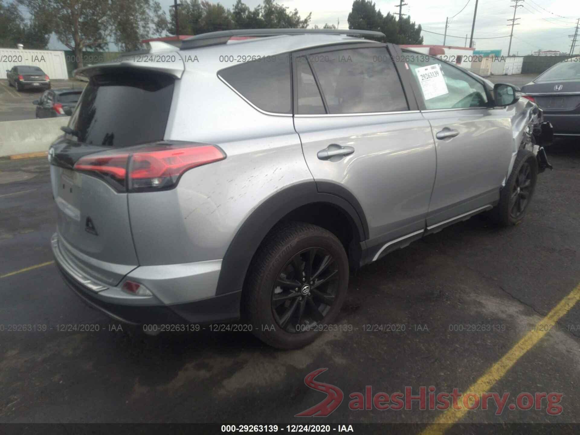 2T3WFREV2JW430188 2018 TOYOTA RAV4