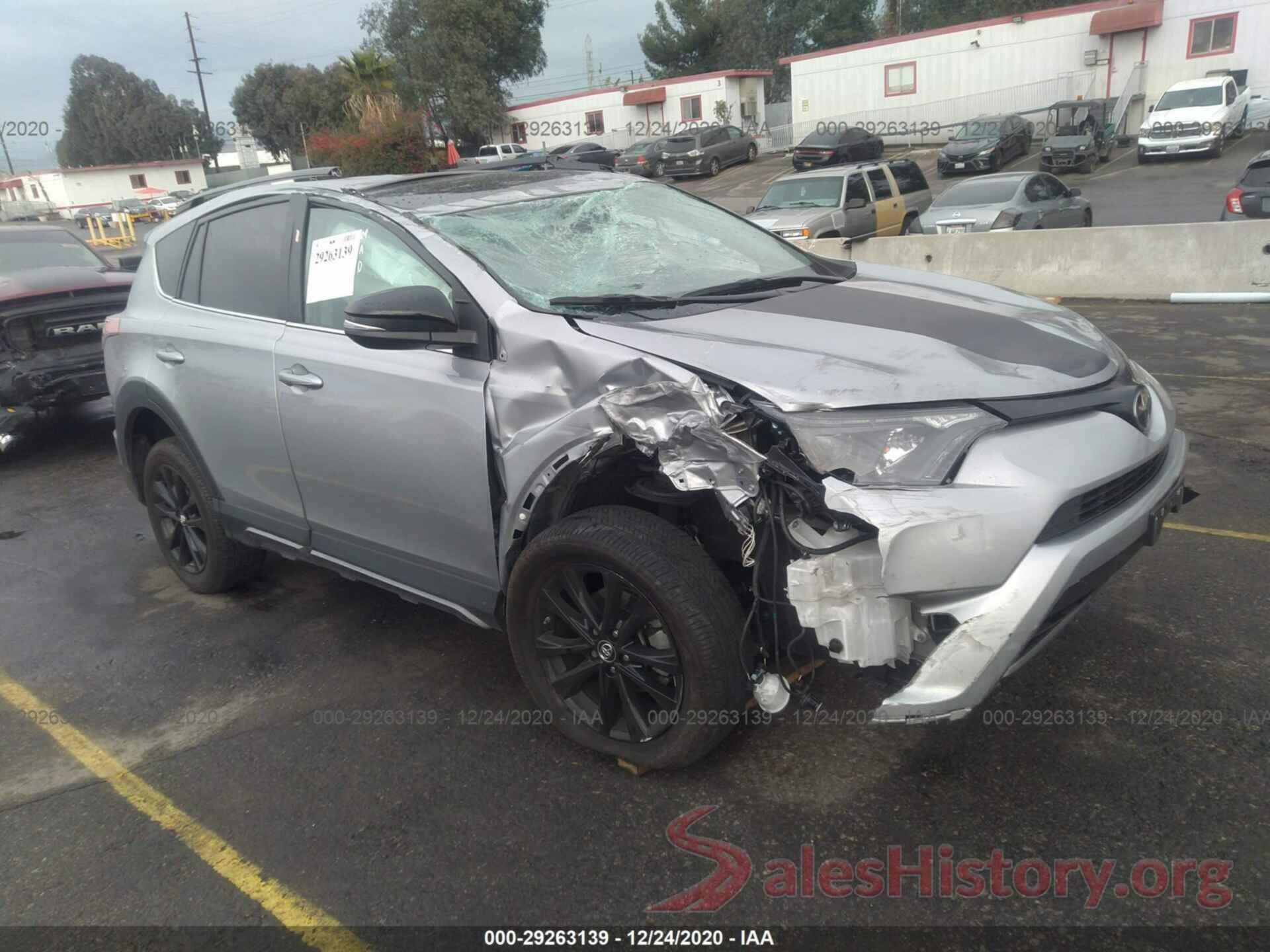 2T3WFREV2JW430188 2018 TOYOTA RAV4