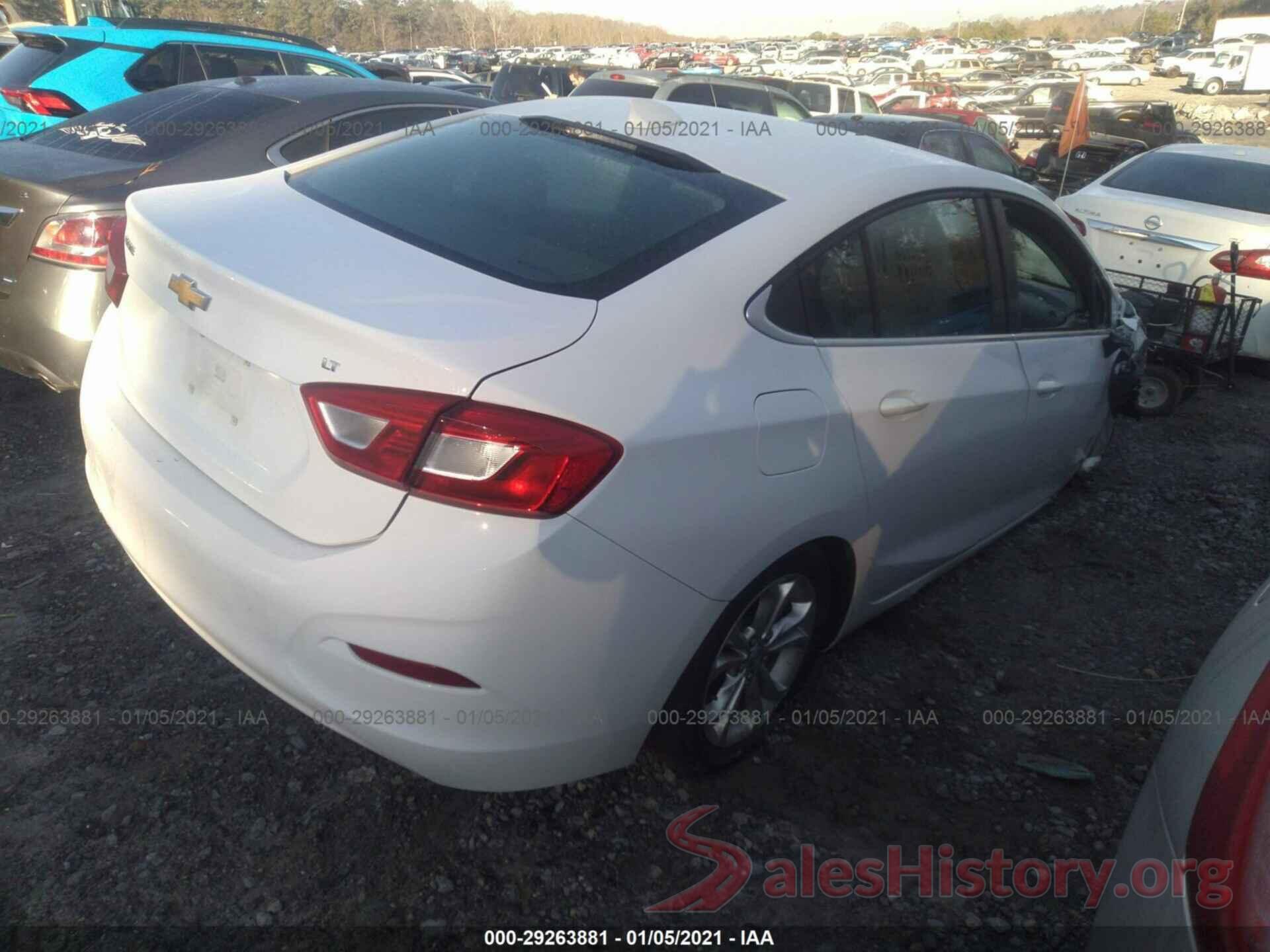 1G1BE5SM8K7114807 2019 CHEVROLET CRUZE