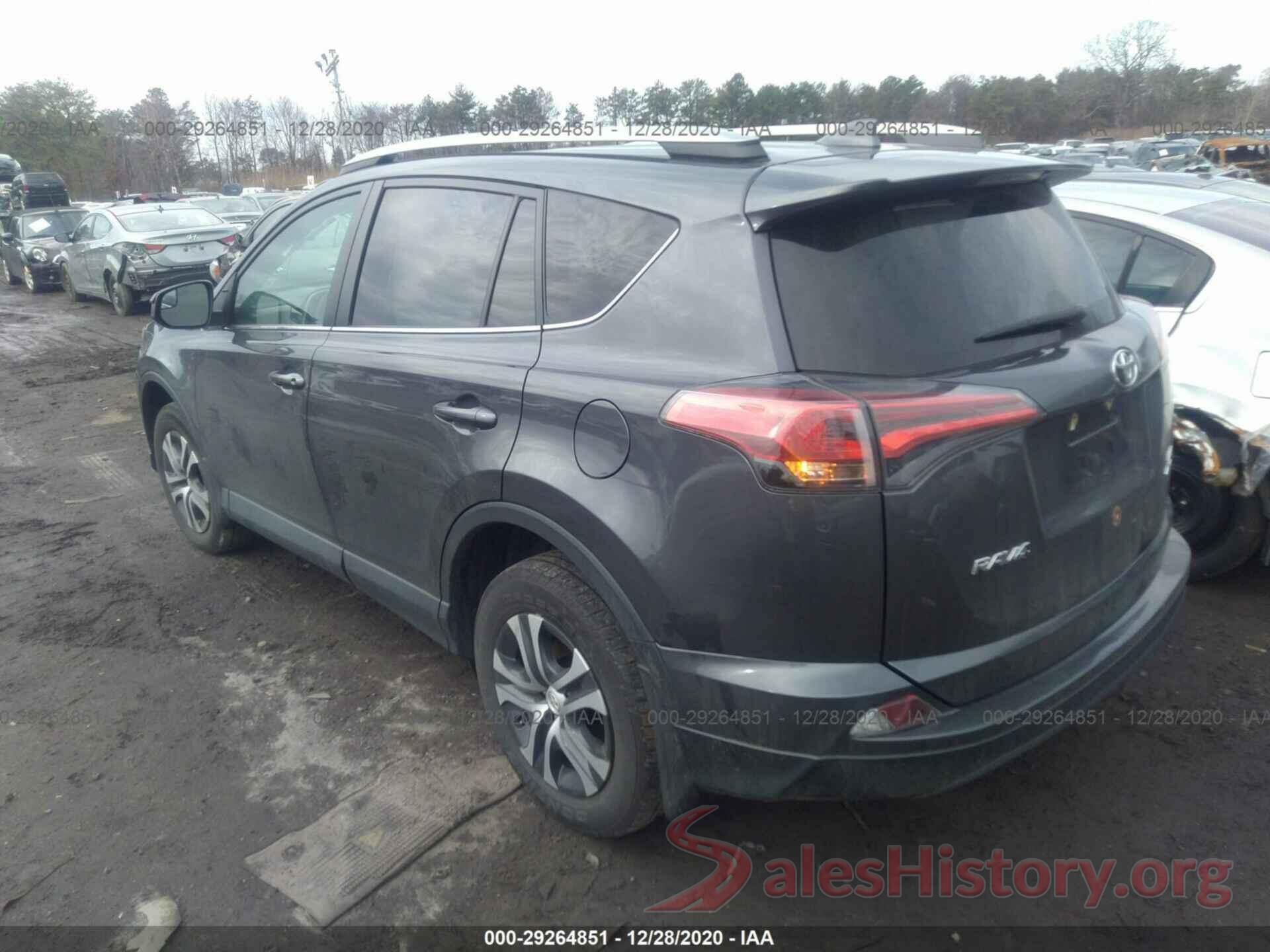 2T3BFREV4JW777293 2018 TOYOTA RAV4