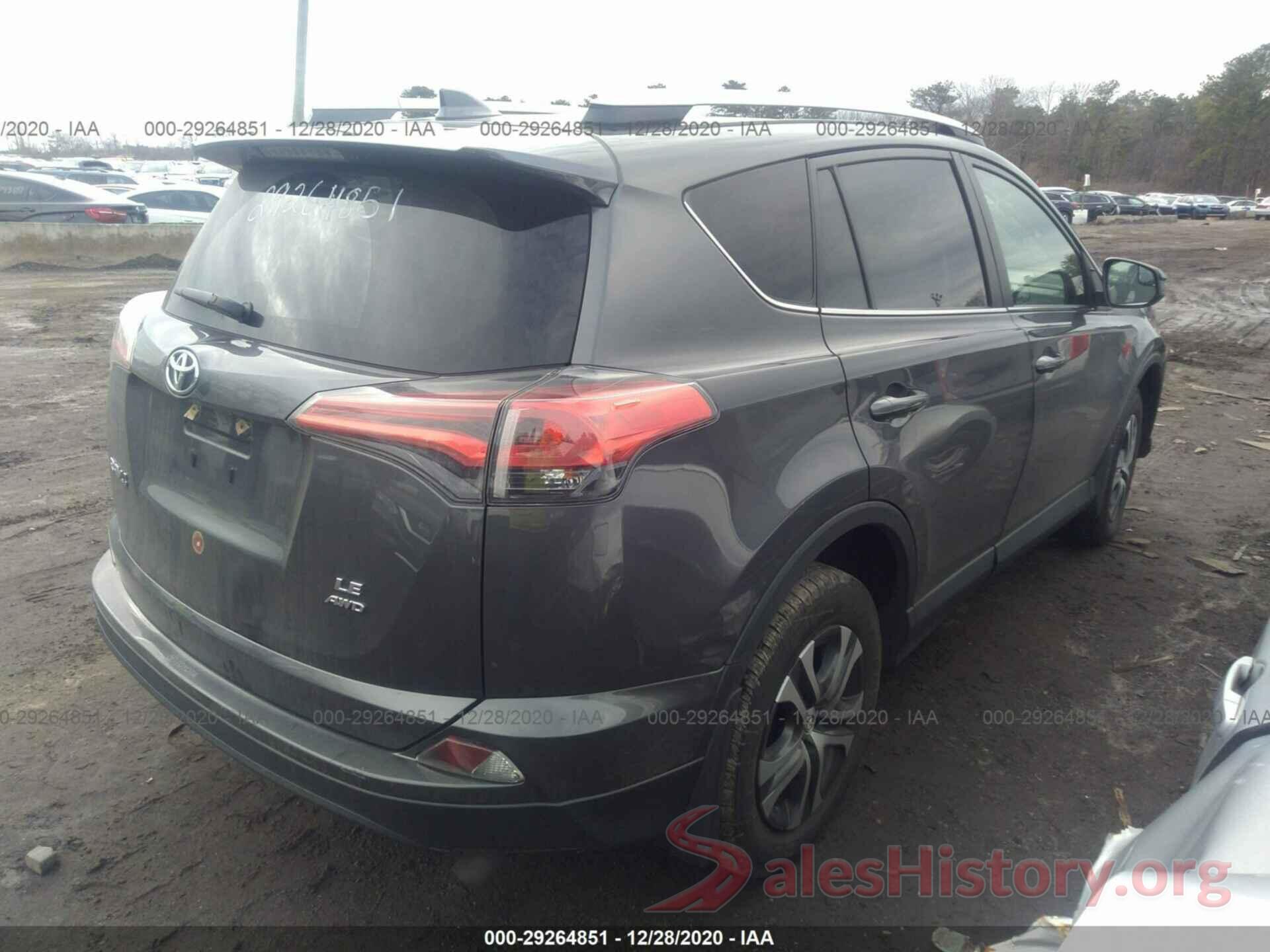 2T3BFREV4JW777293 2018 TOYOTA RAV4