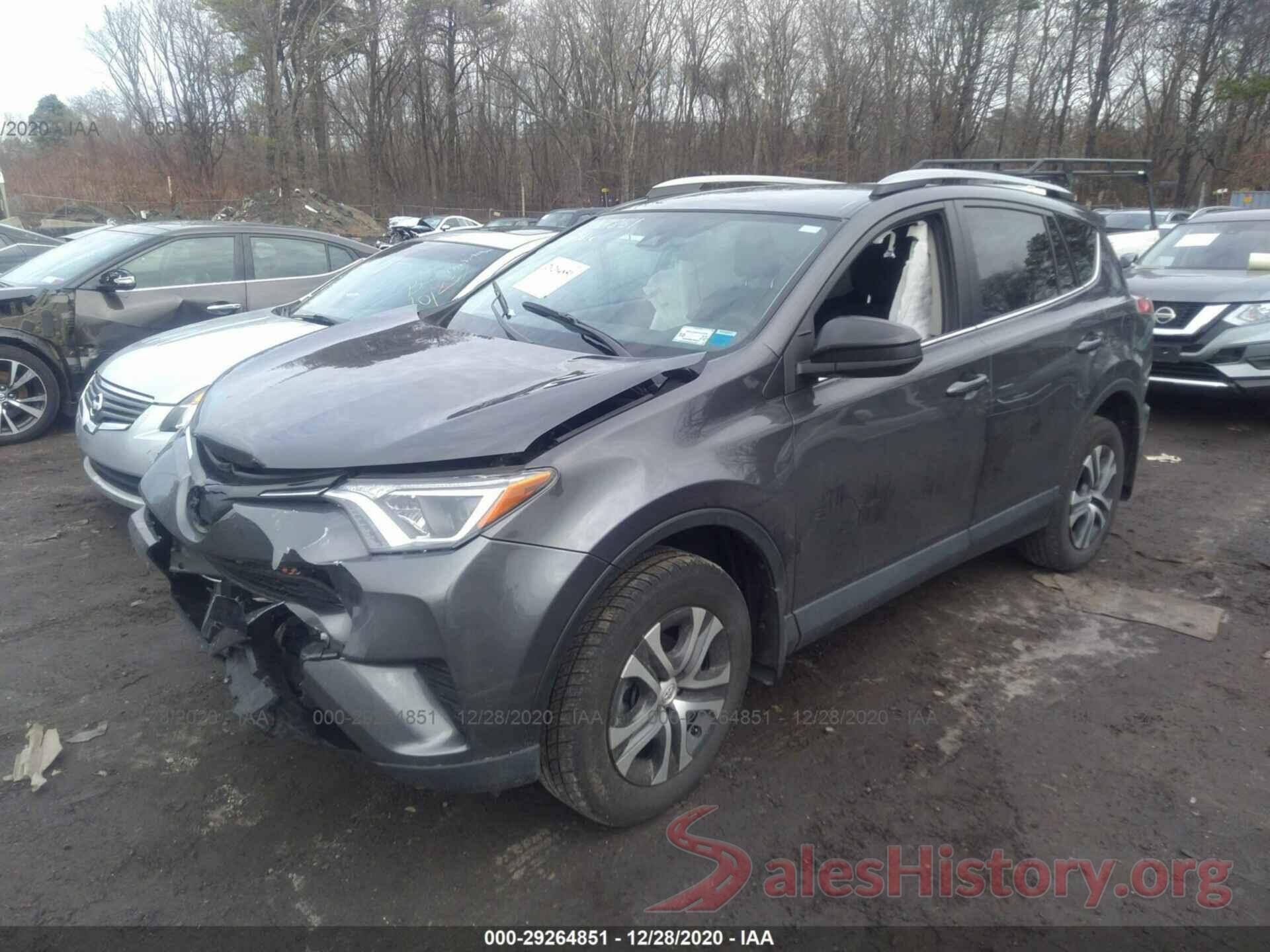 2T3BFREV4JW777293 2018 TOYOTA RAV4