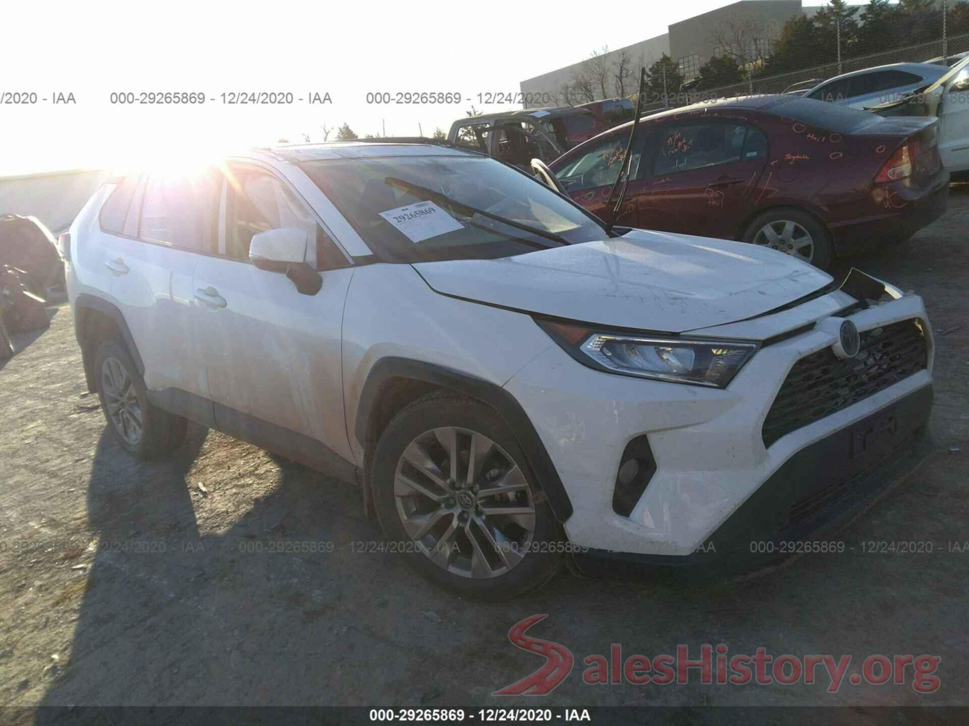 2T3C1RFV3KW032344 2019 TOYOTA RAV4