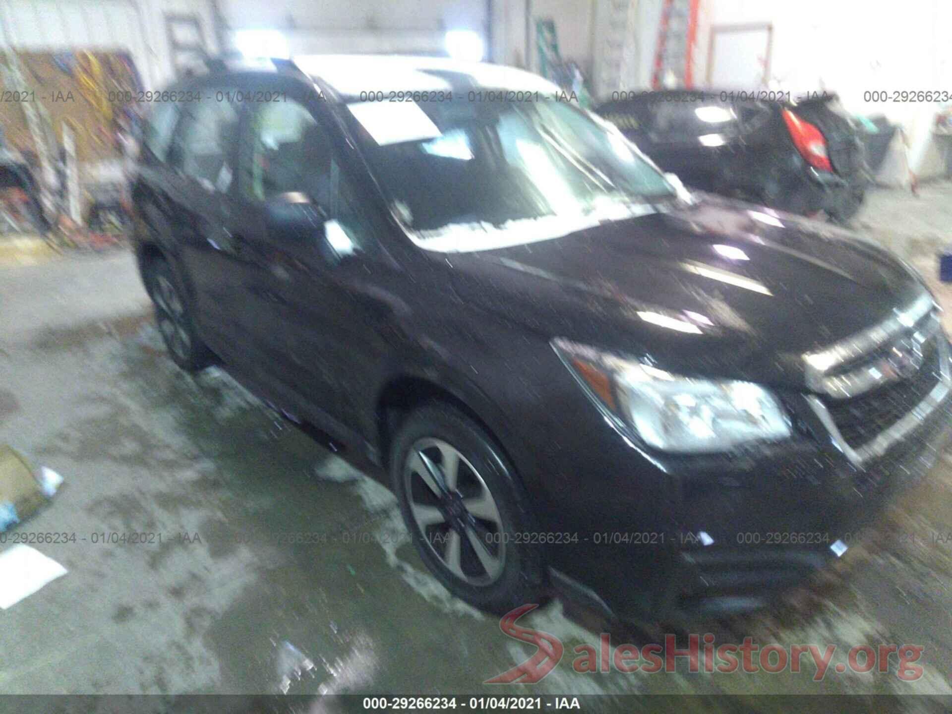 JF2SJABC7JH530697 2018 SUBARU FORESTER