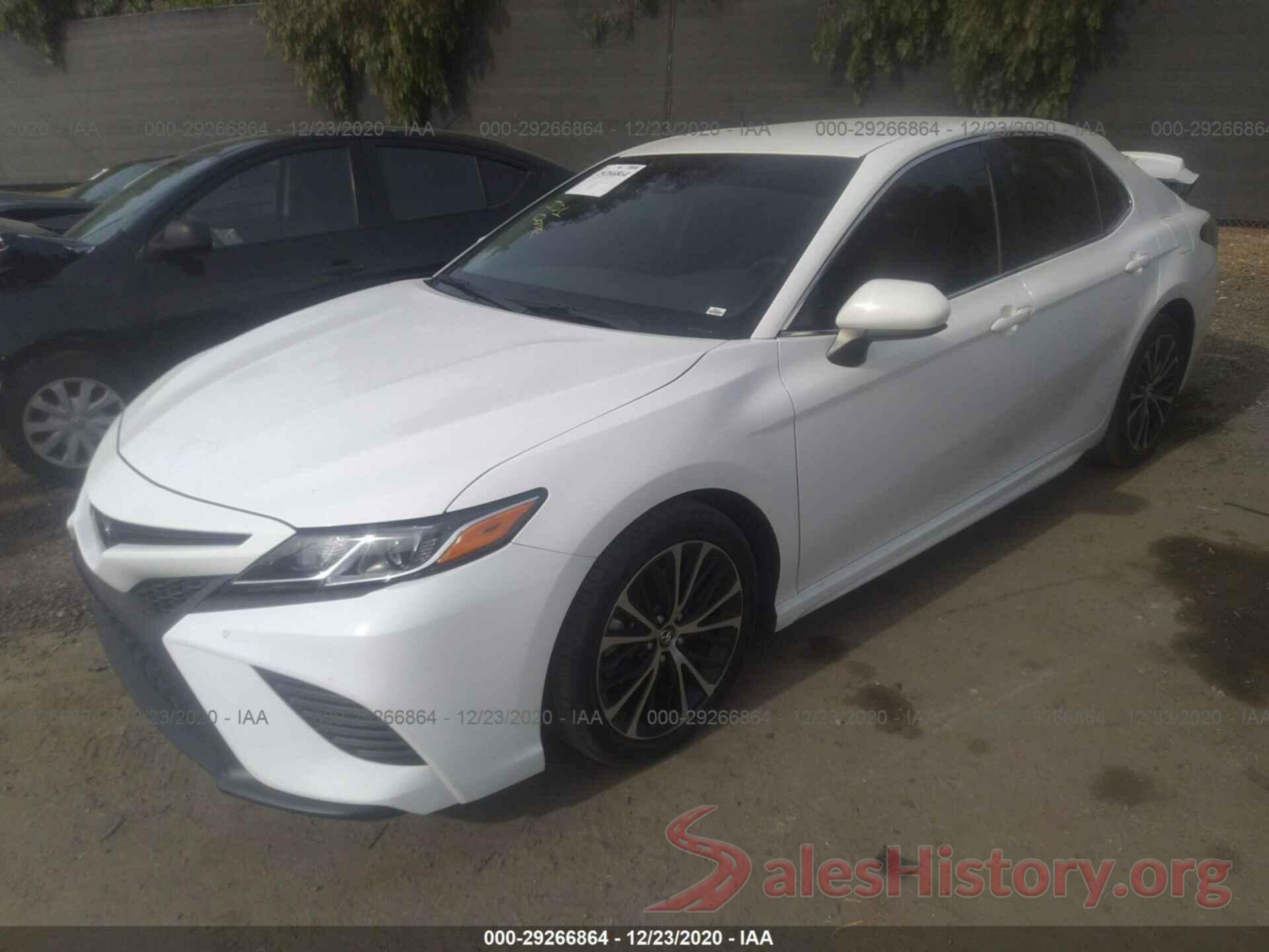 4T1B11HK3JU666874 2018 TOYOTA CAMRY