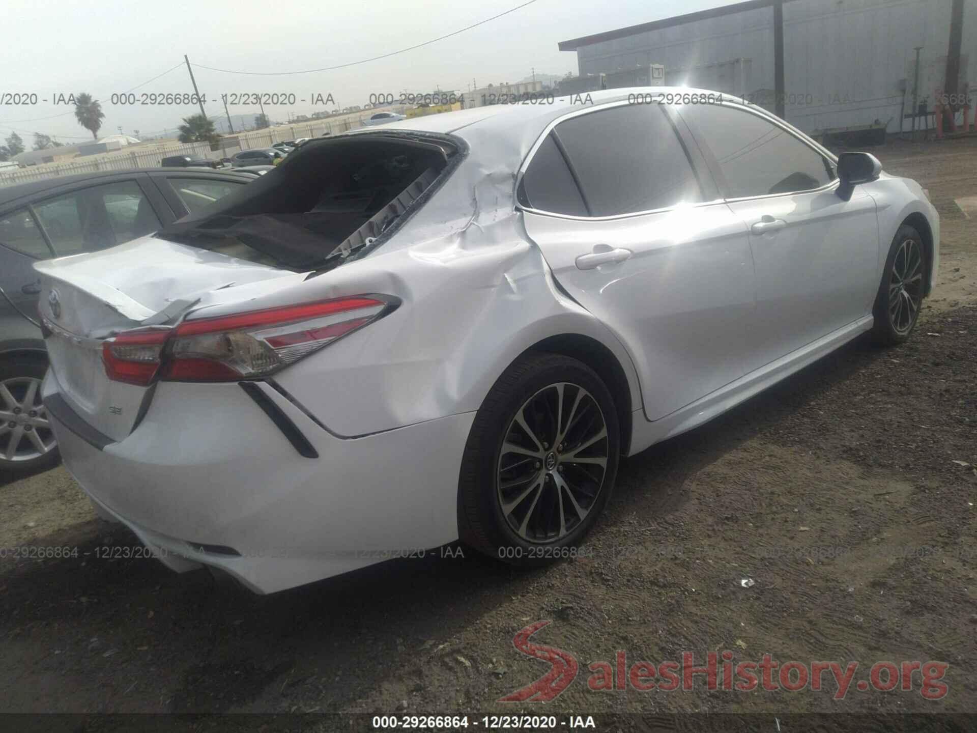 4T1B11HK3JU666874 2018 TOYOTA CAMRY