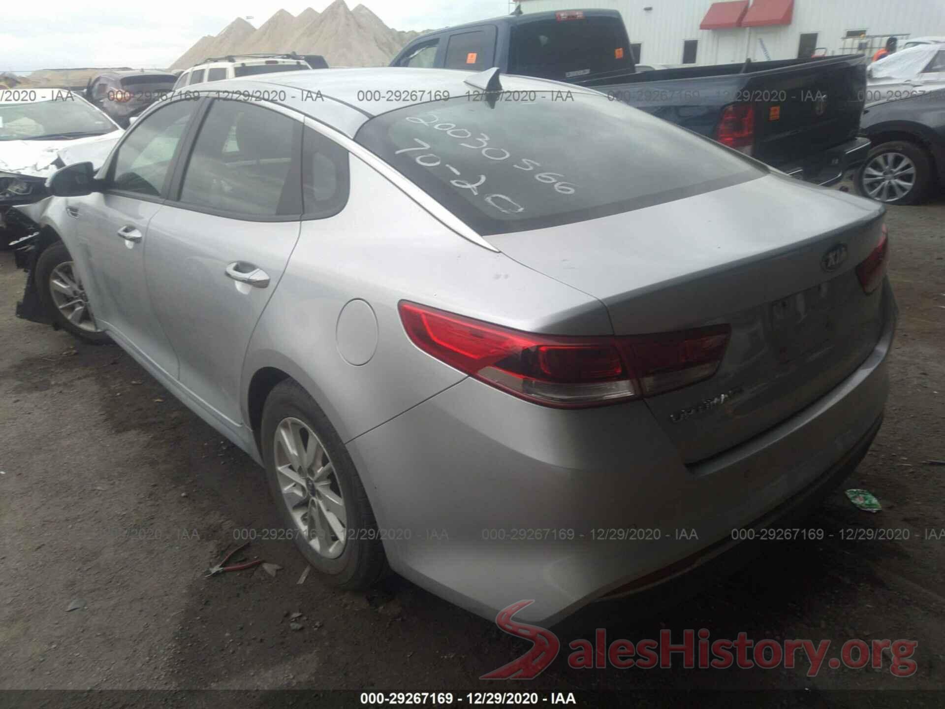 5XXGT4L3XJG218305 2018 KIA OPTIMA