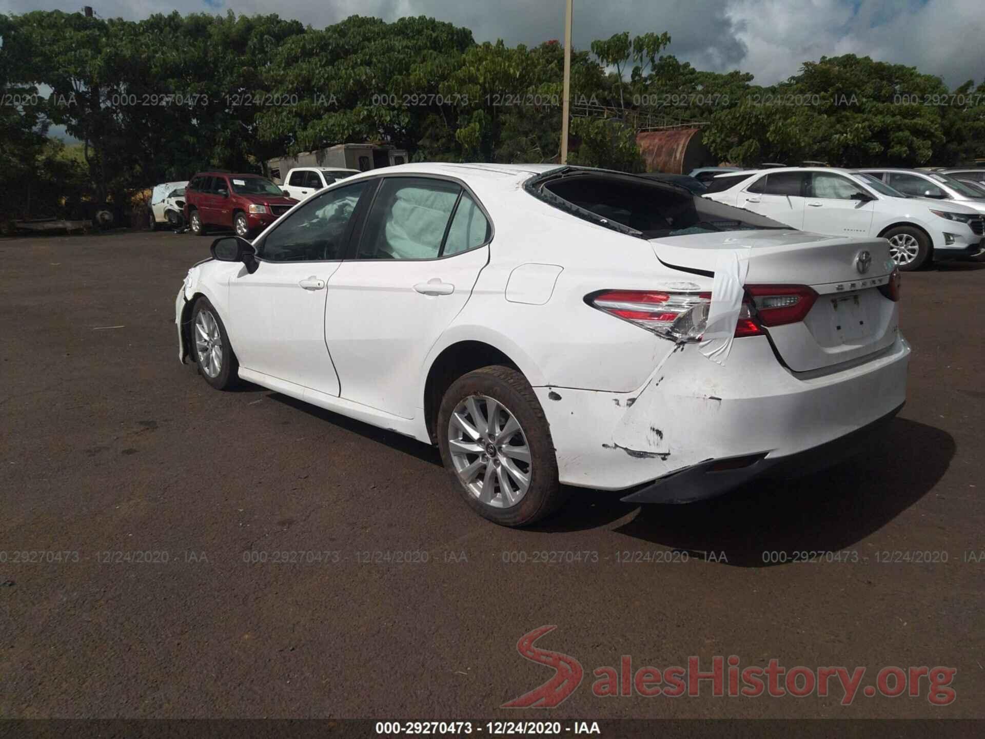 4T1B11HK6JU026934 2018 TOYOTA CAMRY