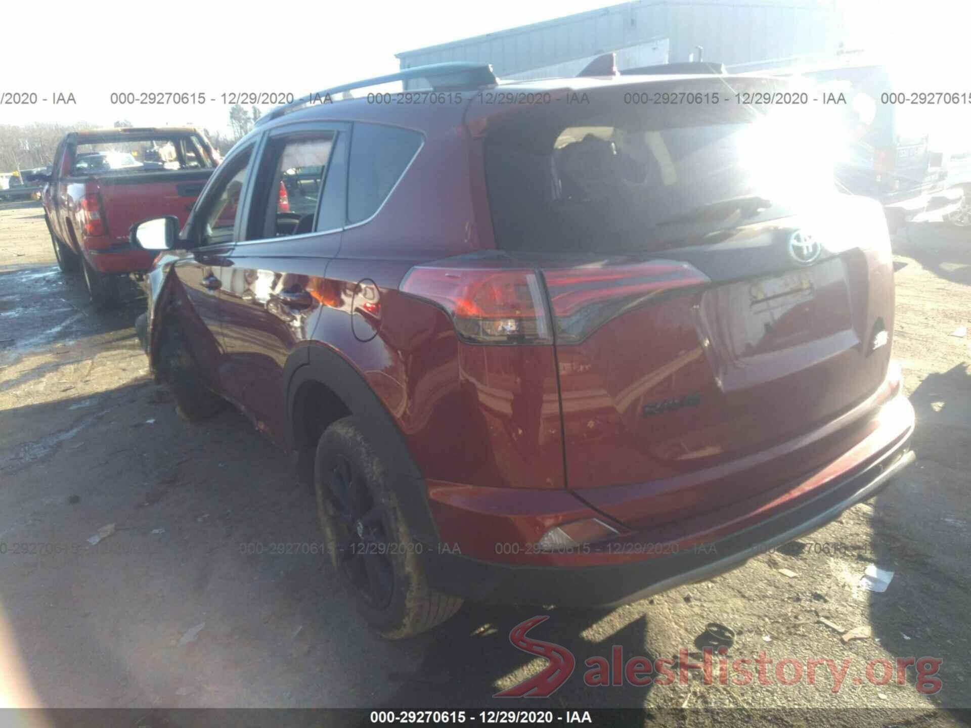 2T3RFREV8JW699390 2018 TOYOTA RAV4