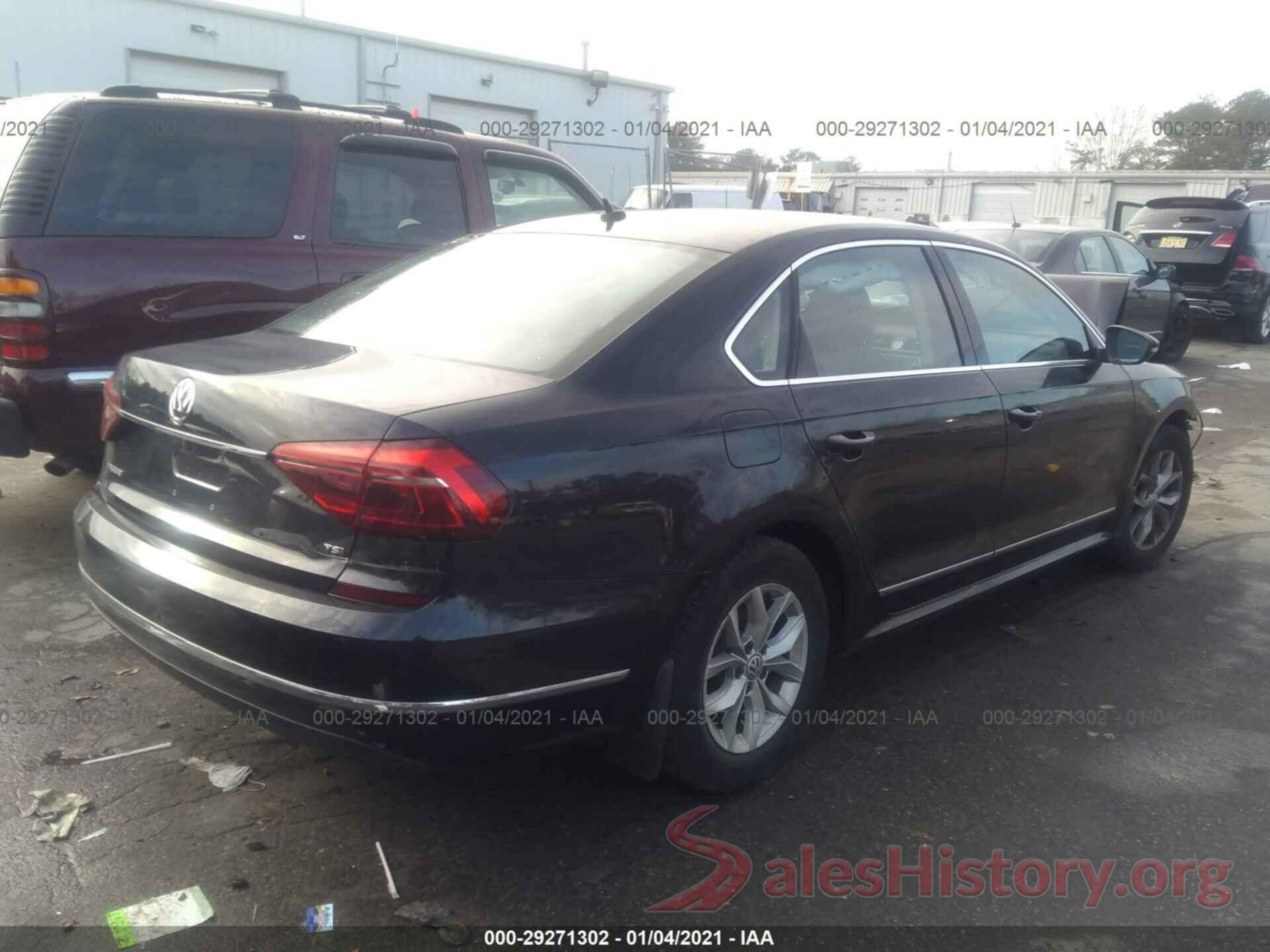 1VWAT7A38HC072407 2017 VOLKSWAGEN PASSAT