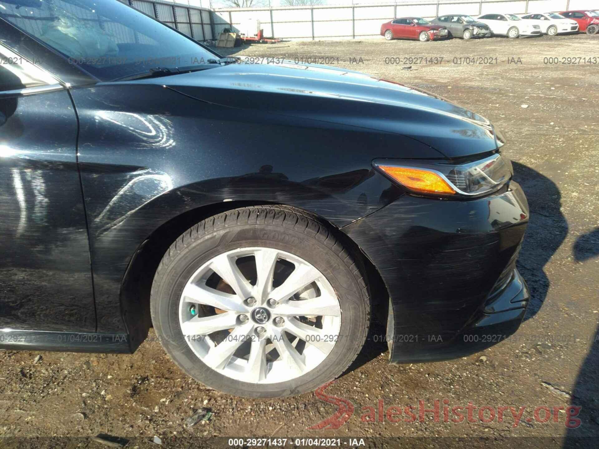 4T1B11HK7JU107747 2018 TOYOTA CAMRY