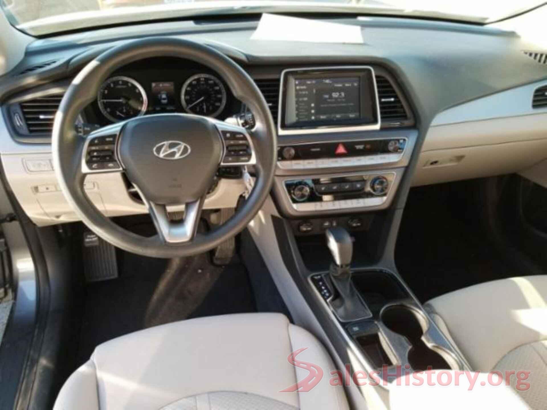 5NPE24AFXJH681881 2018 HYUNDAI SONATA