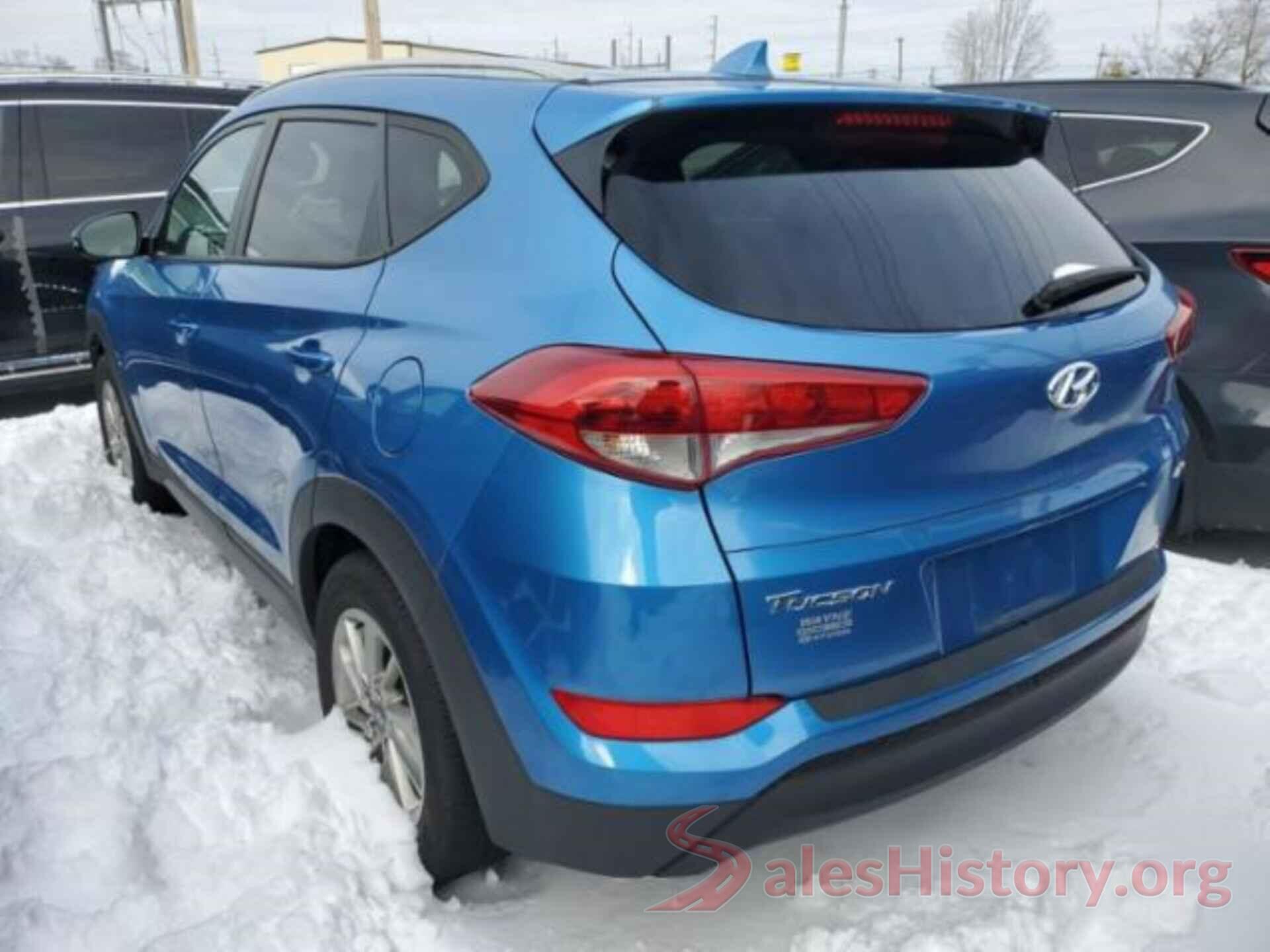 KM8J3CA40HU417939 2017 HYUNDAI TUCSON