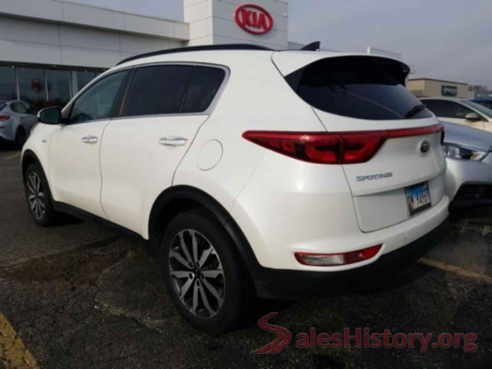 KNDPNCAC8J7410614 2018 KIA SPORTAGE