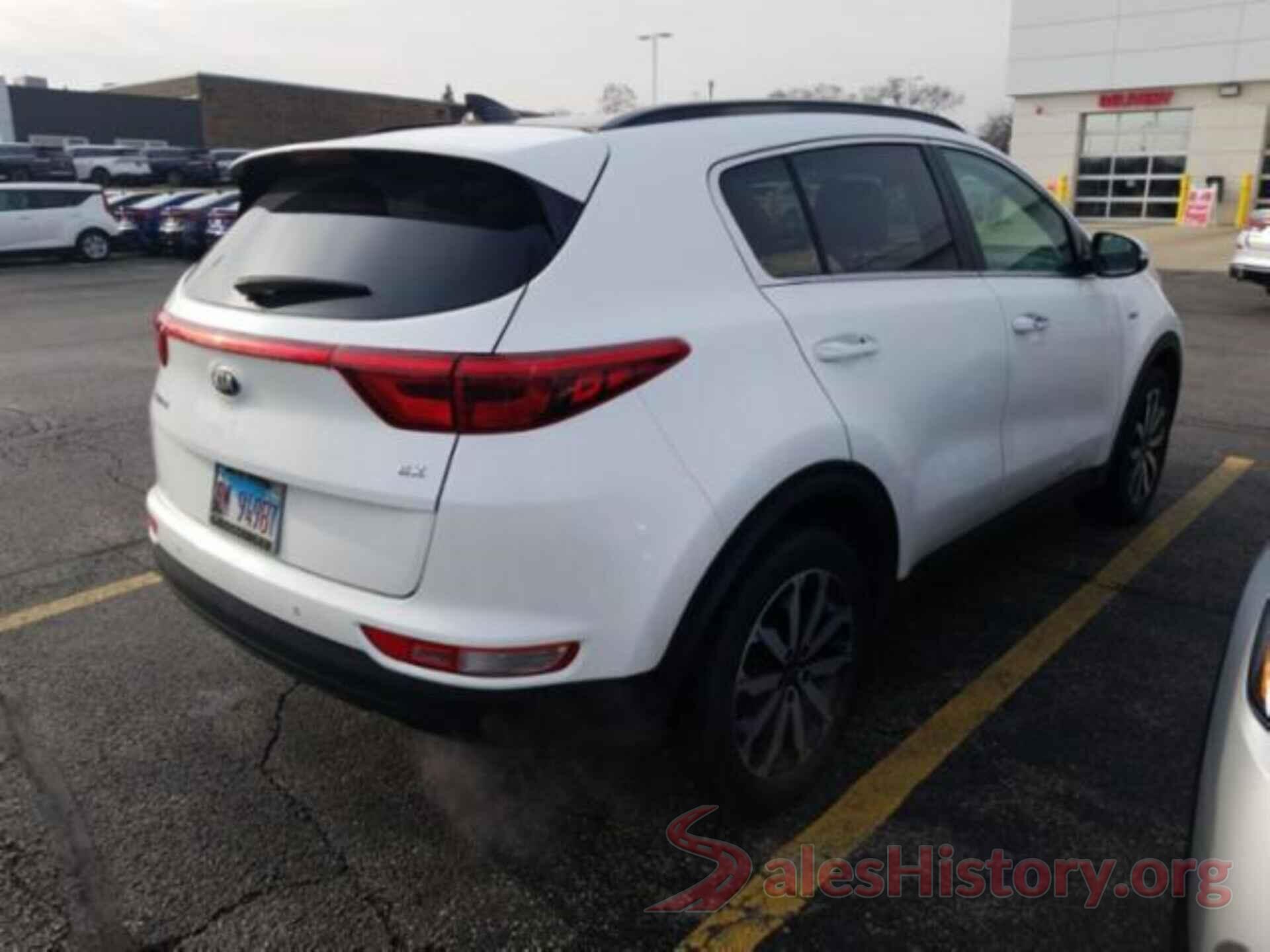 KNDPNCAC8J7410614 2018 KIA SPORTAGE