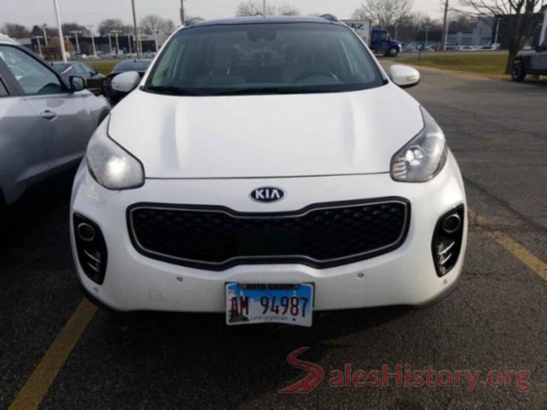 KNDPNCAC8J7410614 2018 KIA SPORTAGE