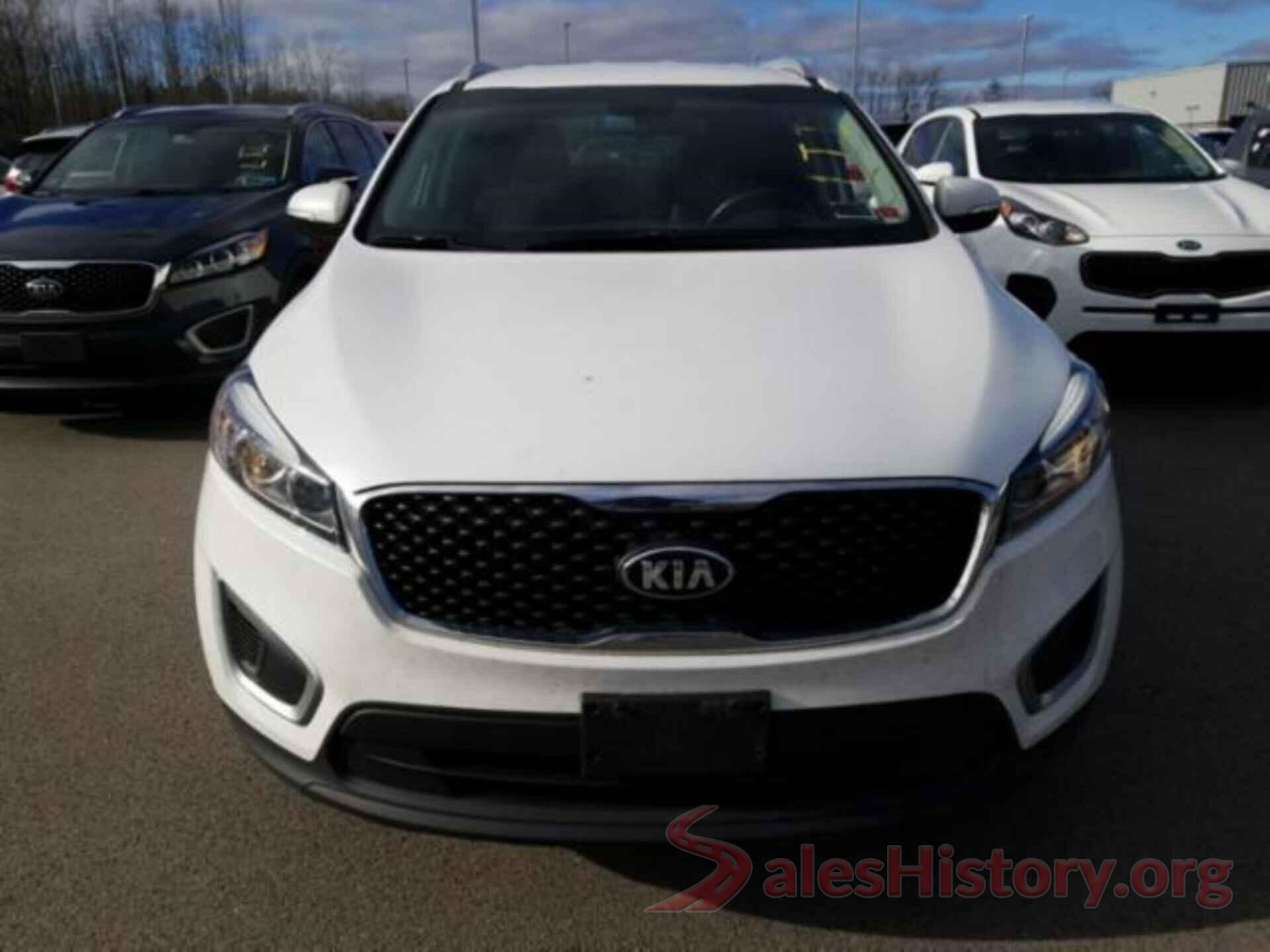 5XYPGDA39HG328694 2017 KIA SORENTO