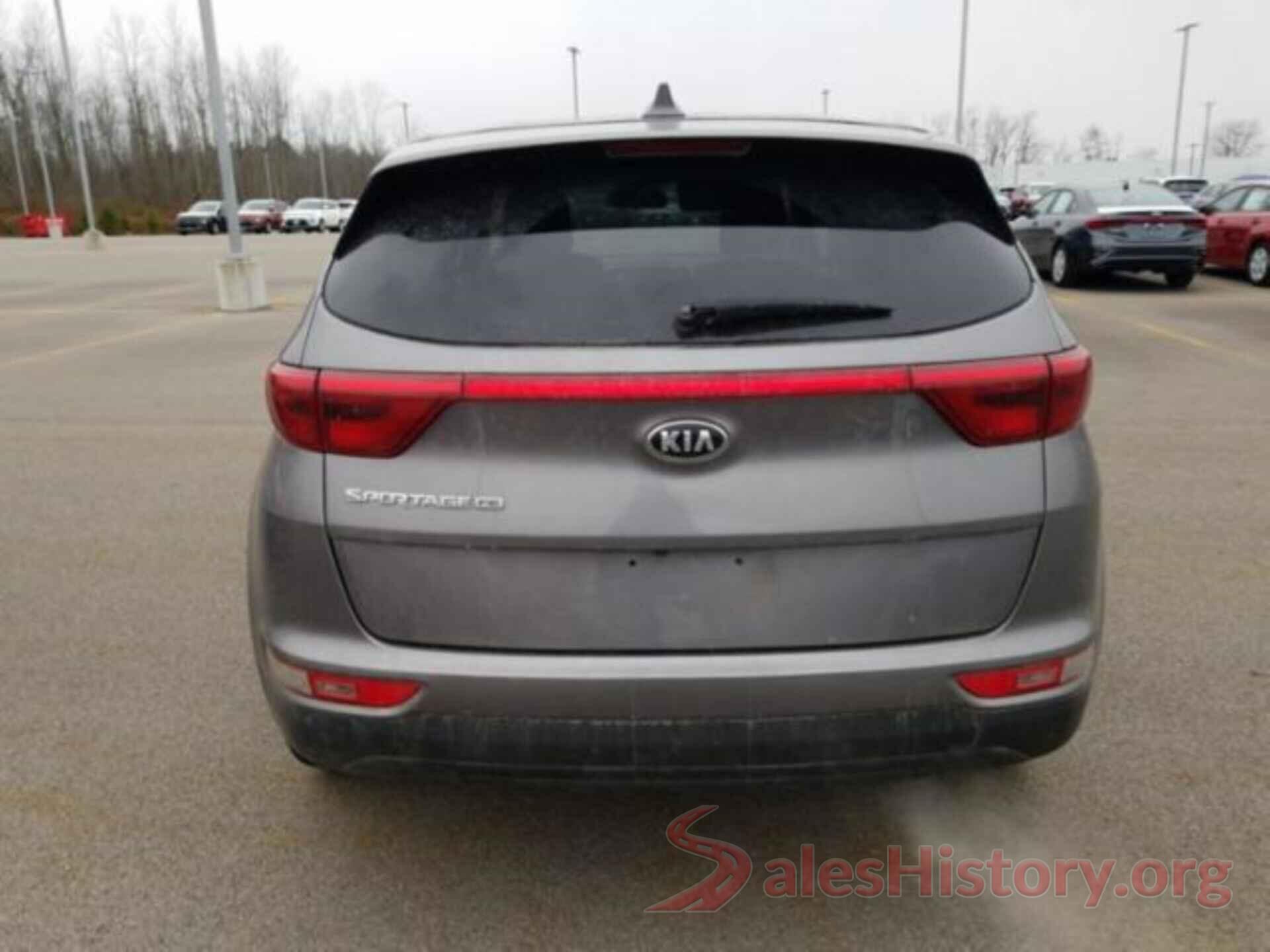 KNDPM3AC8J7458360 2018 KIA SPORTAGE