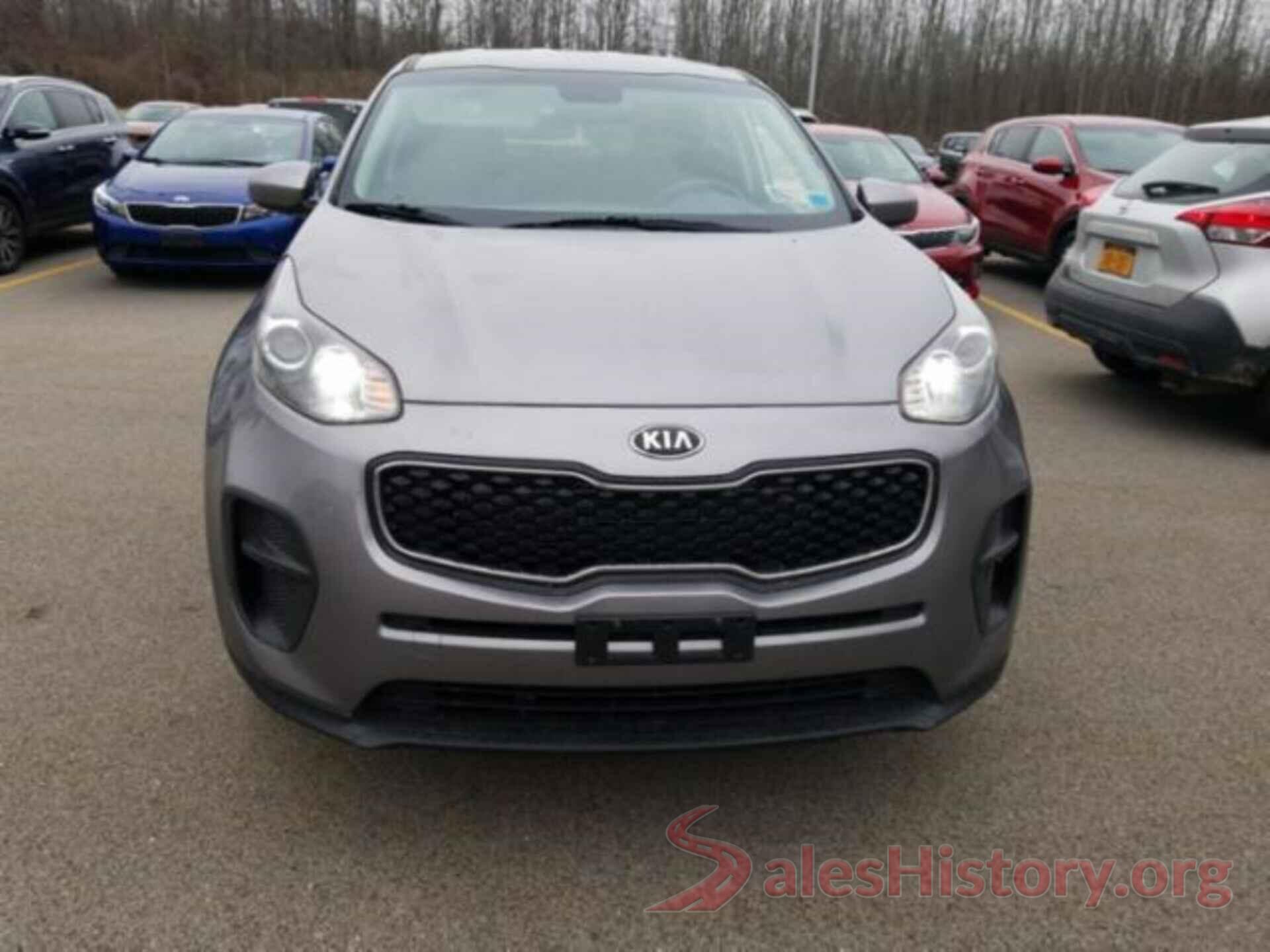 KNDPM3AC8J7458360 2018 KIA SPORTAGE