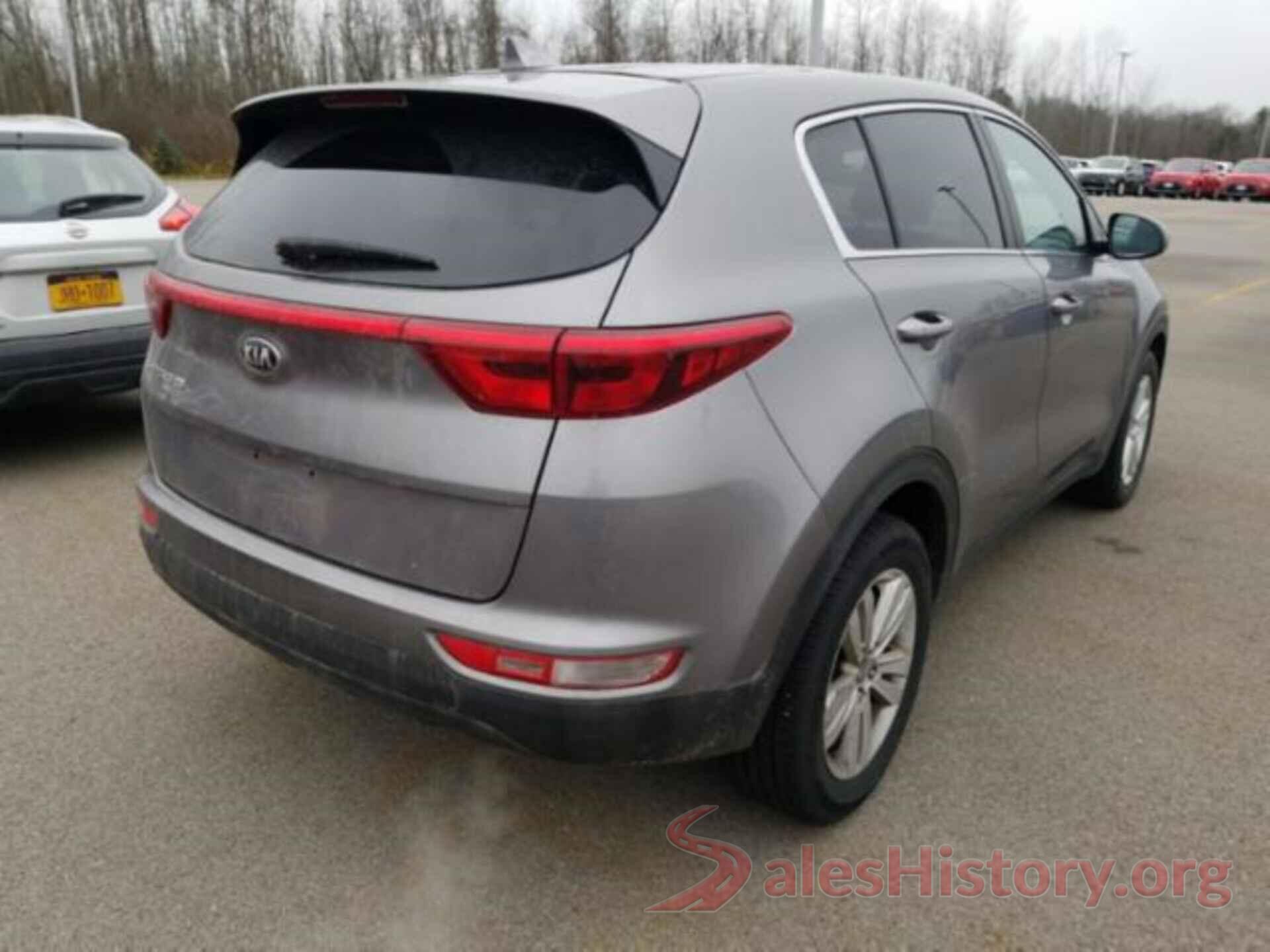 KNDPM3AC8J7458360 2018 KIA SPORTAGE