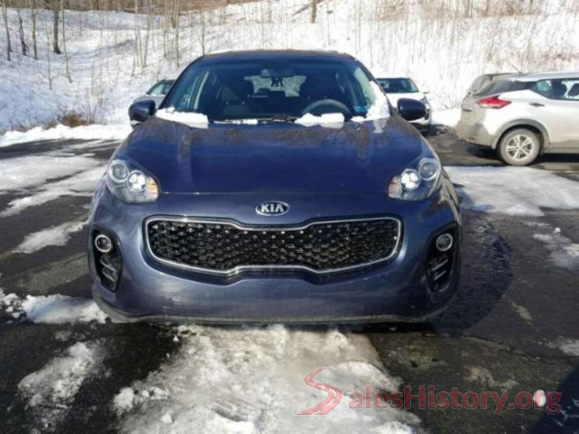 KNDPMCAC8J7377195 2018 KIA SPORTAGE