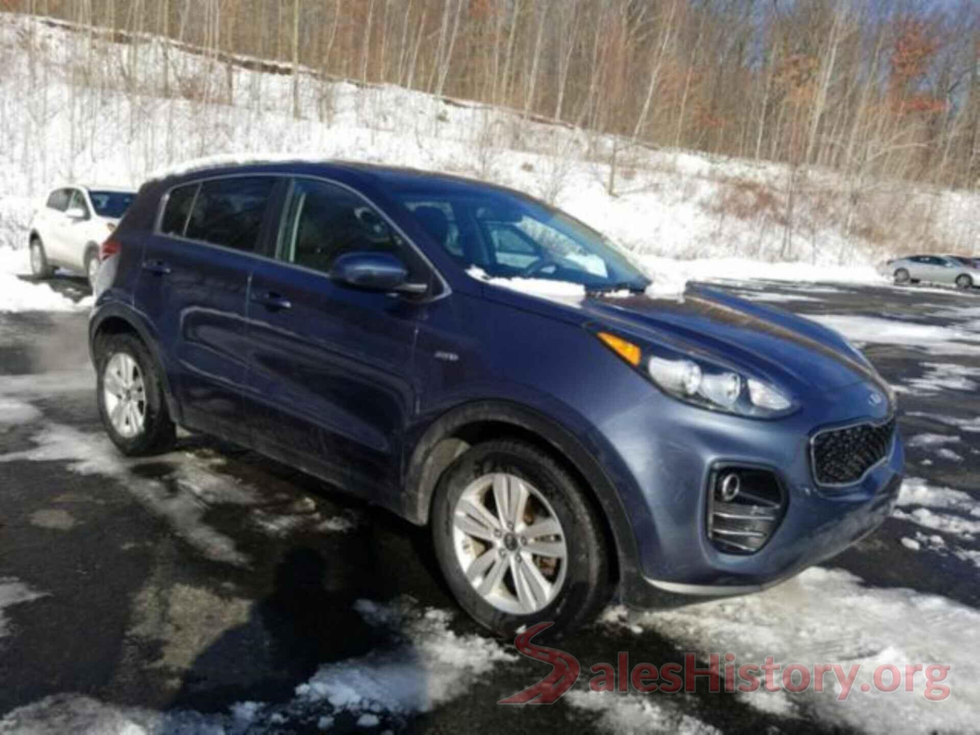 KNDPMCAC8J7377195 2018 KIA SPORTAGE