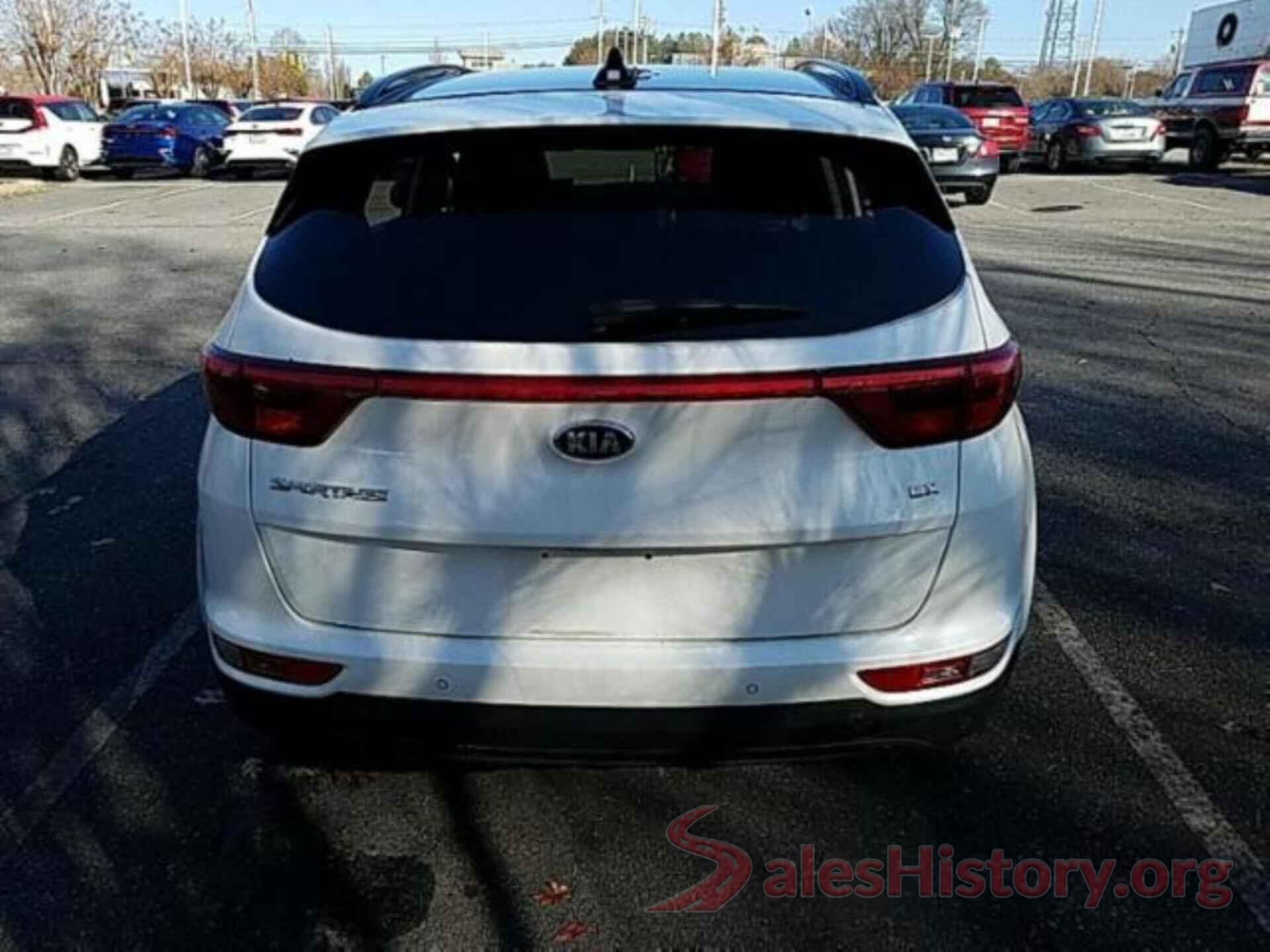 KNDPNCAC6J7389410 2018 KIA SPORTAGE