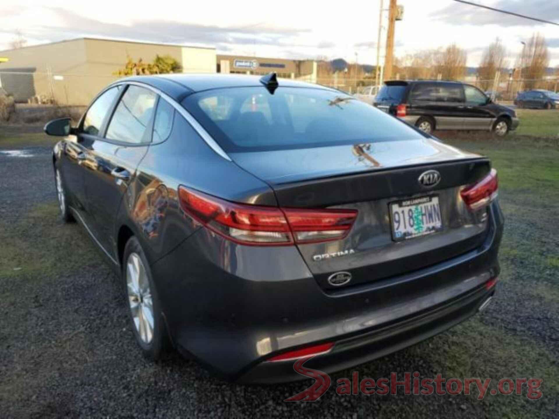 5XXGT4L37JG209531 2018 KIA OPTIMA