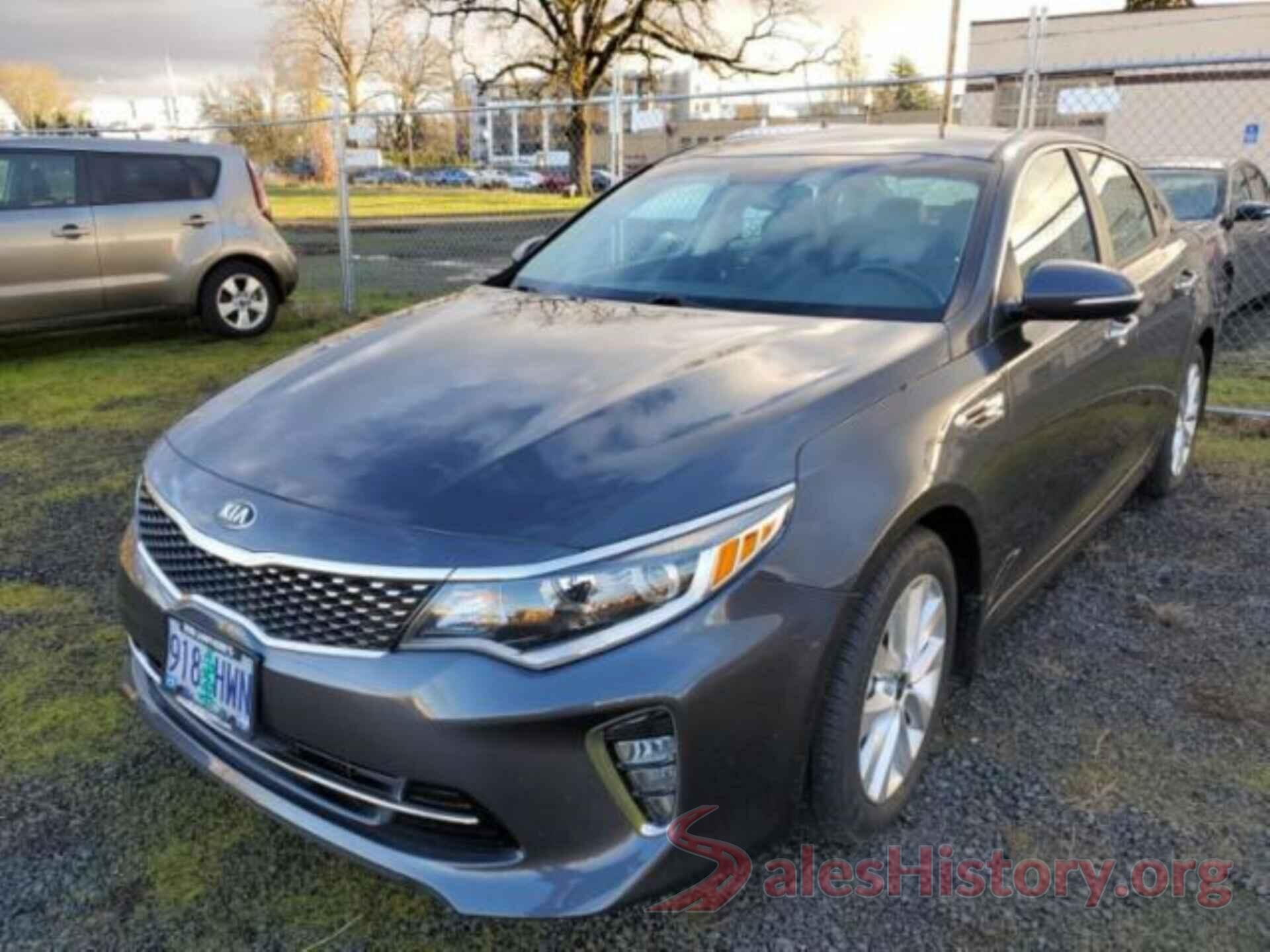 5XXGT4L37JG209531 2018 KIA OPTIMA