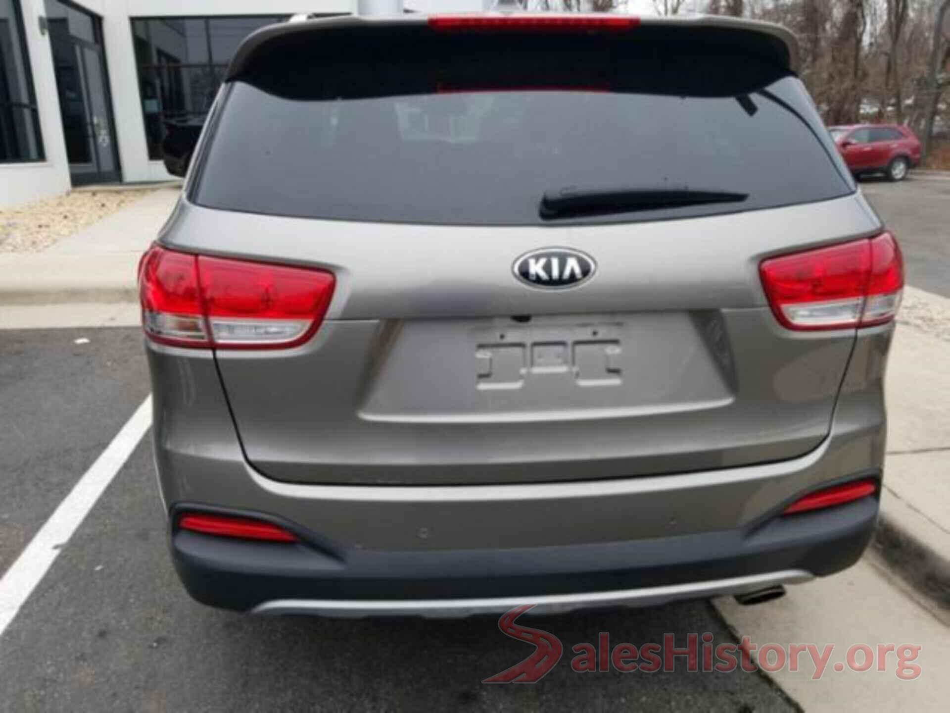 5XYPHDA57JG428264 2018 KIA SORENTO