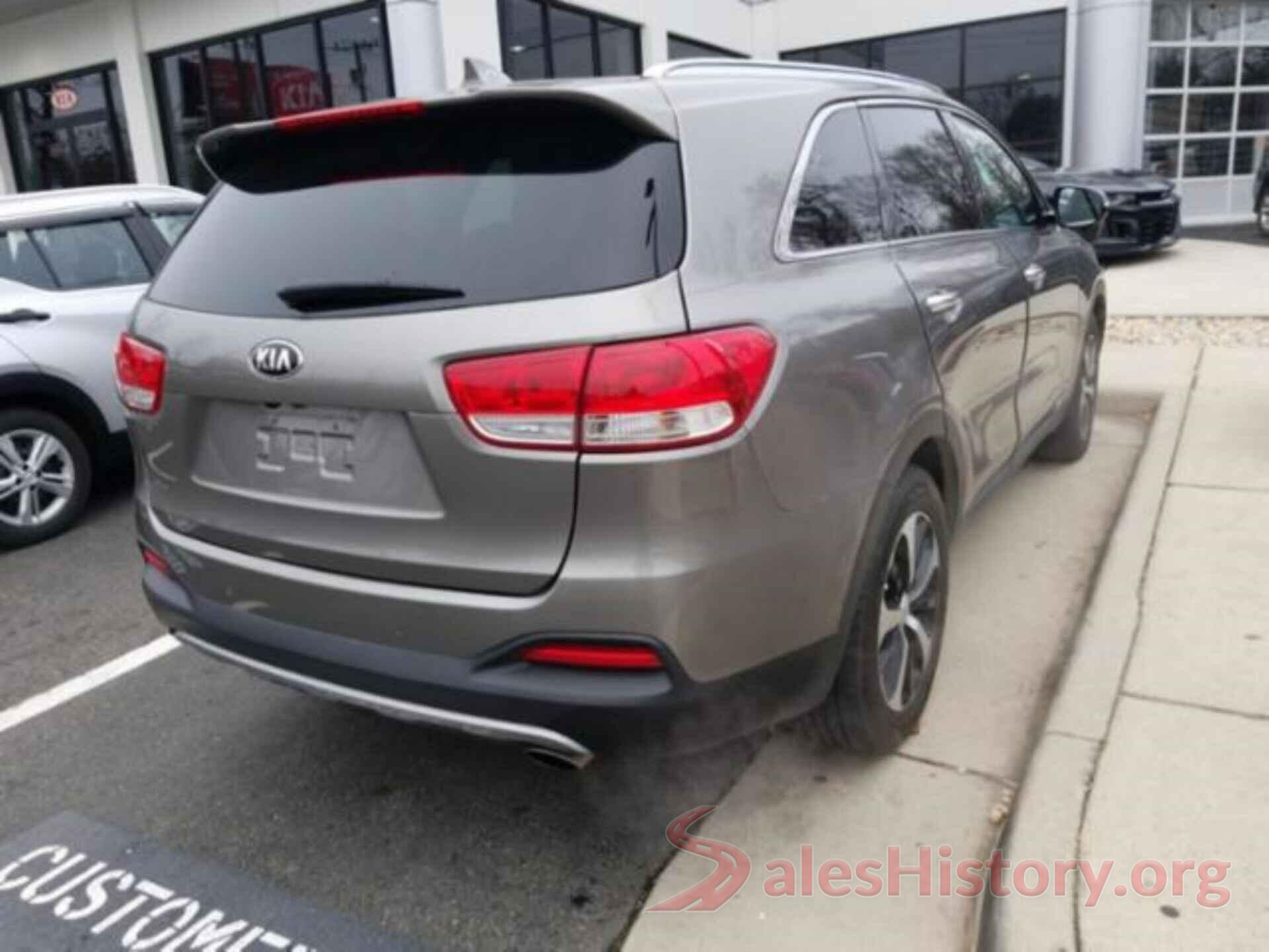 5XYPHDA57JG428264 2018 KIA SORENTO