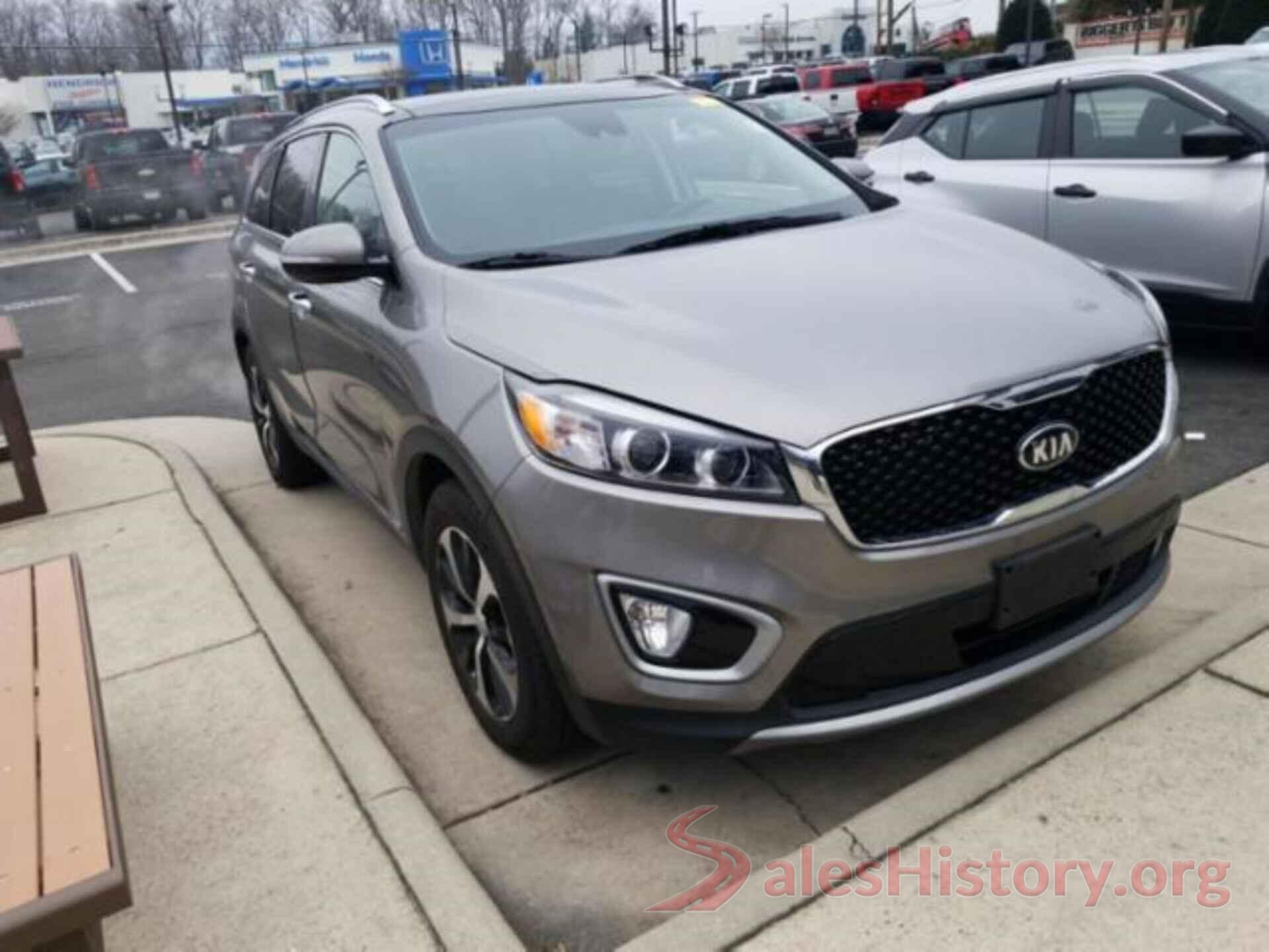 5XYPHDA57JG428264 2018 KIA SORENTO