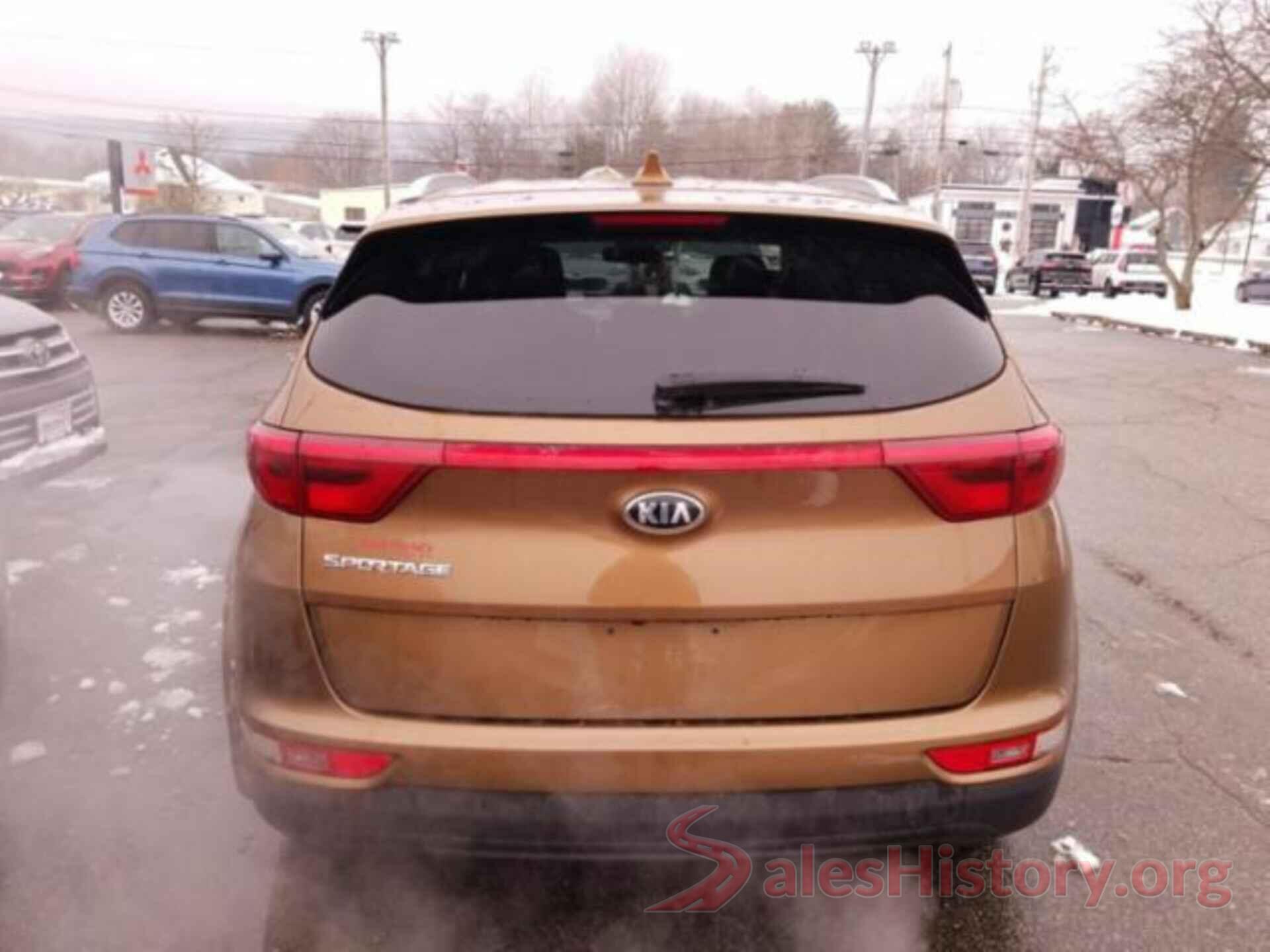 KNDPMCACXJ7393642 2018 KIA SPORTAGE