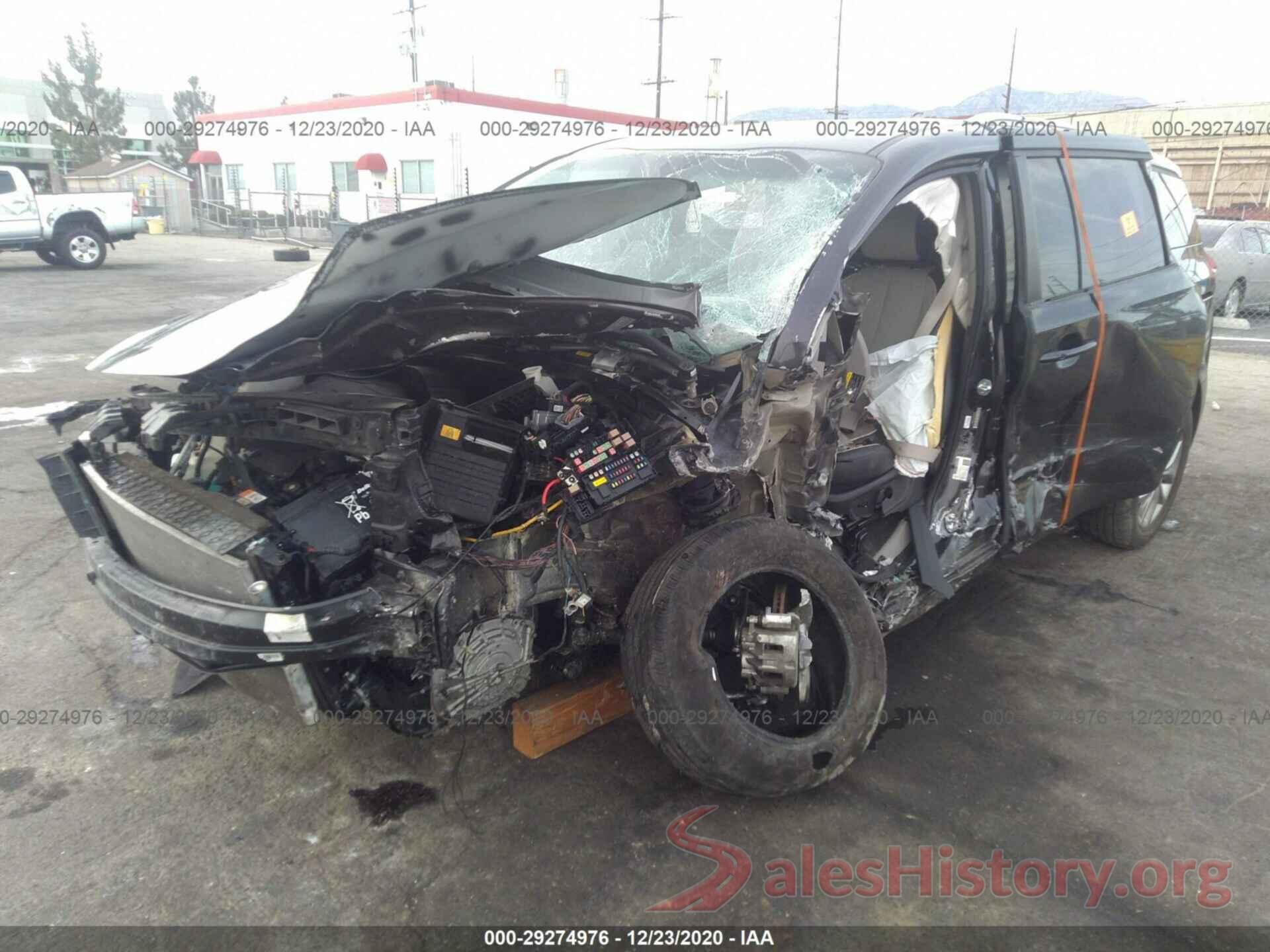 KNDMB5C19K6494842 2019 KIA SEDONA