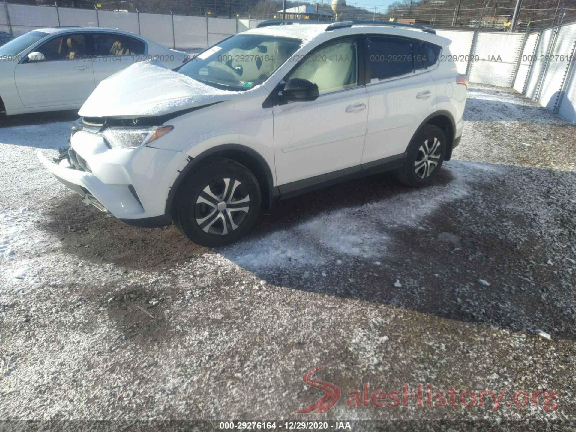 JTMZFREV7HJ124268 2017 TOYOTA RAV4