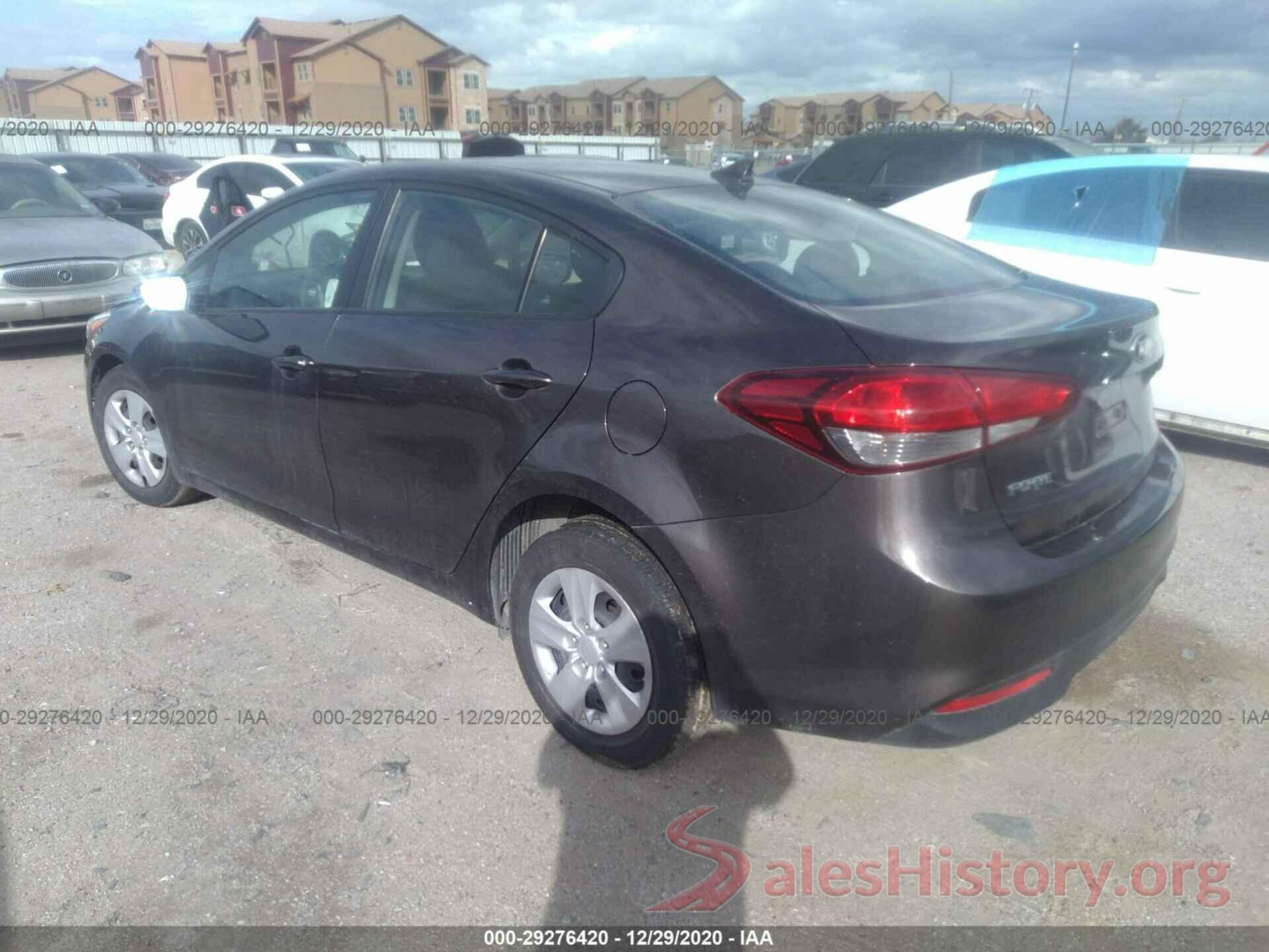 3KPFK4A74HE150770 2017 KIA FORTE