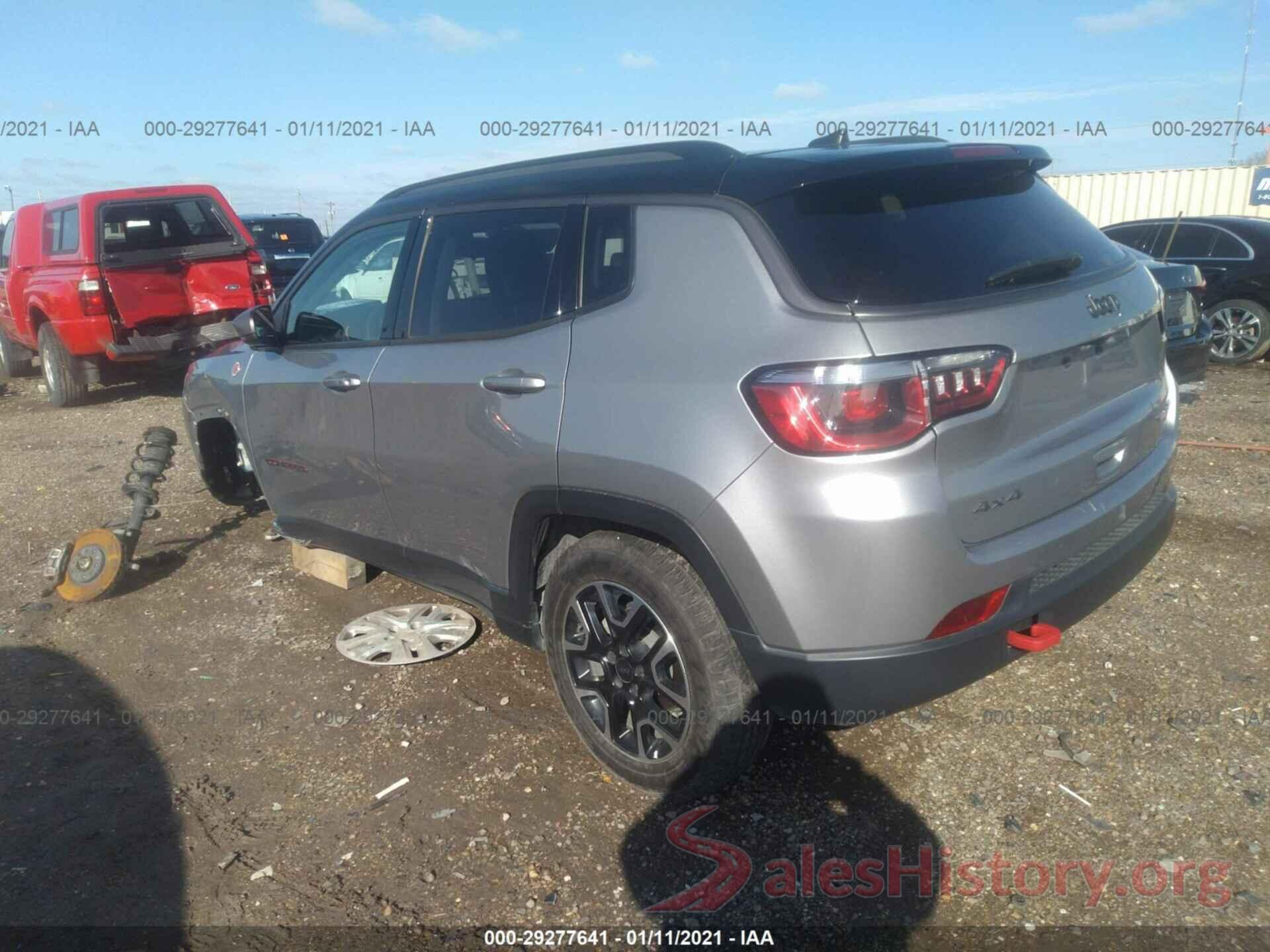 3C4NJDDB6KT795261 2019 JEEP COMPASS