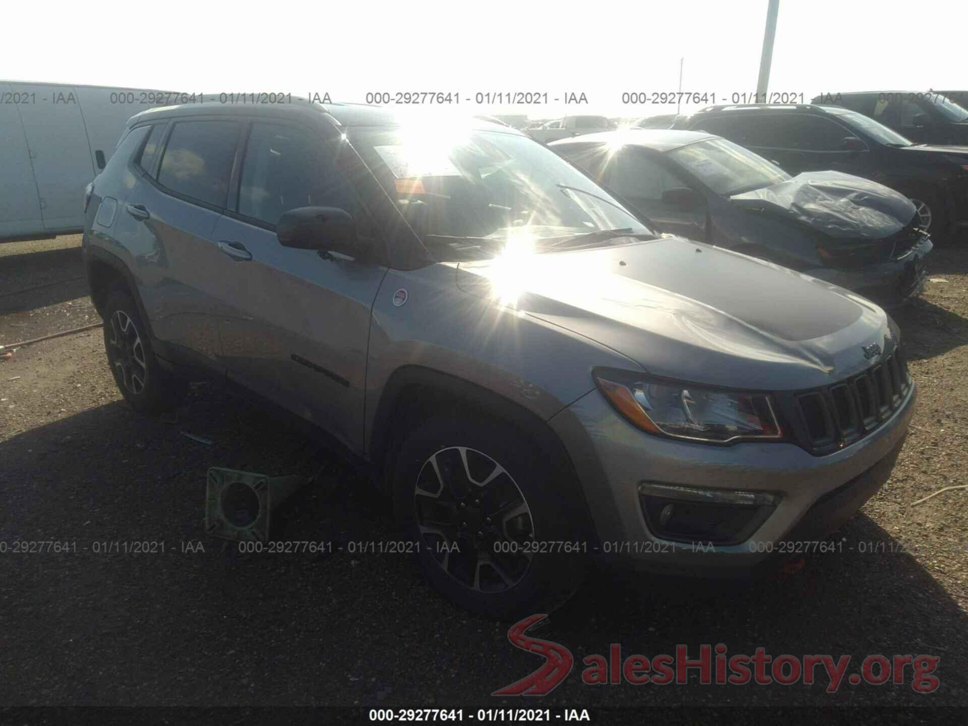 3C4NJDDB6KT795261 2019 JEEP COMPASS